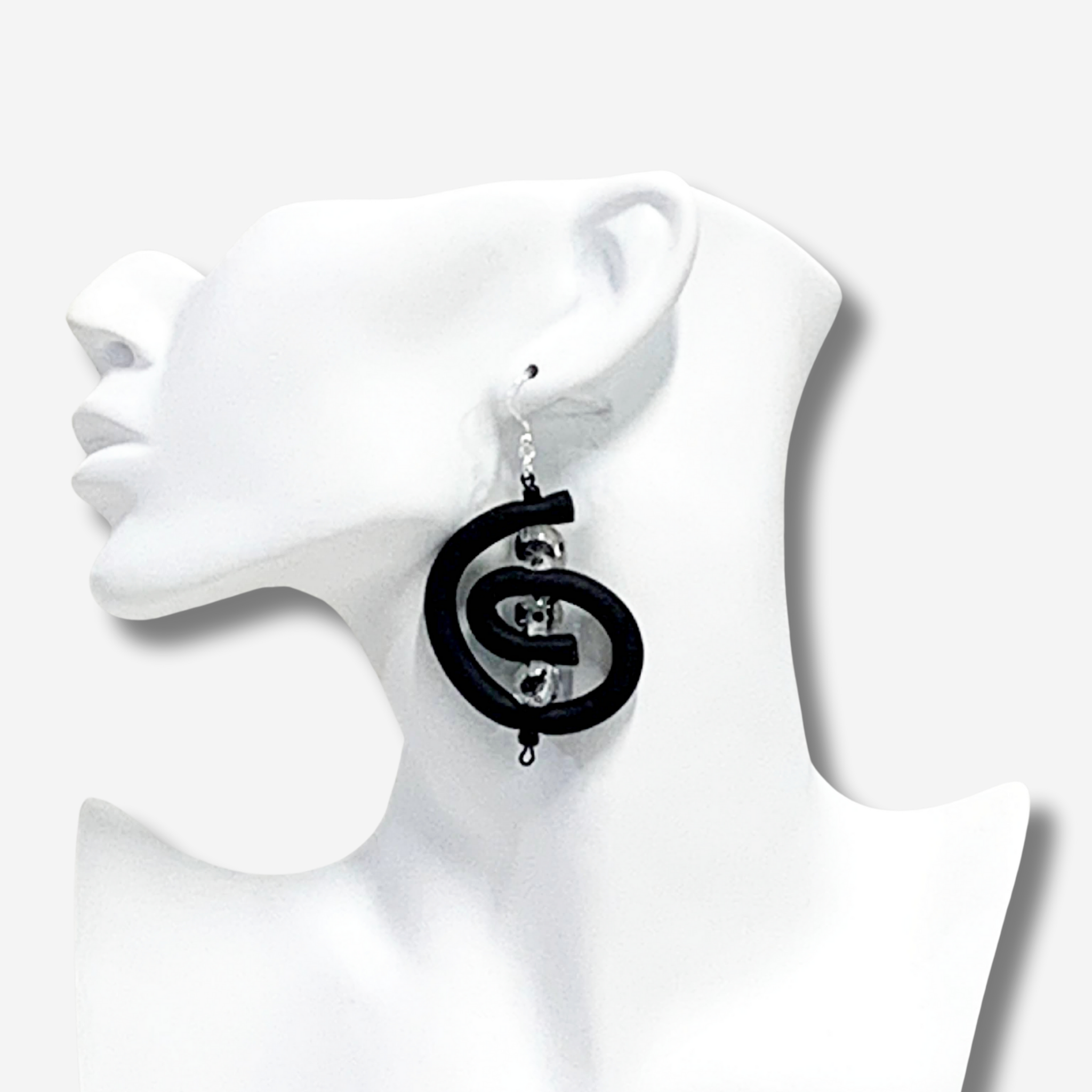 W-J781 AZRIEL IMAGE 1.png