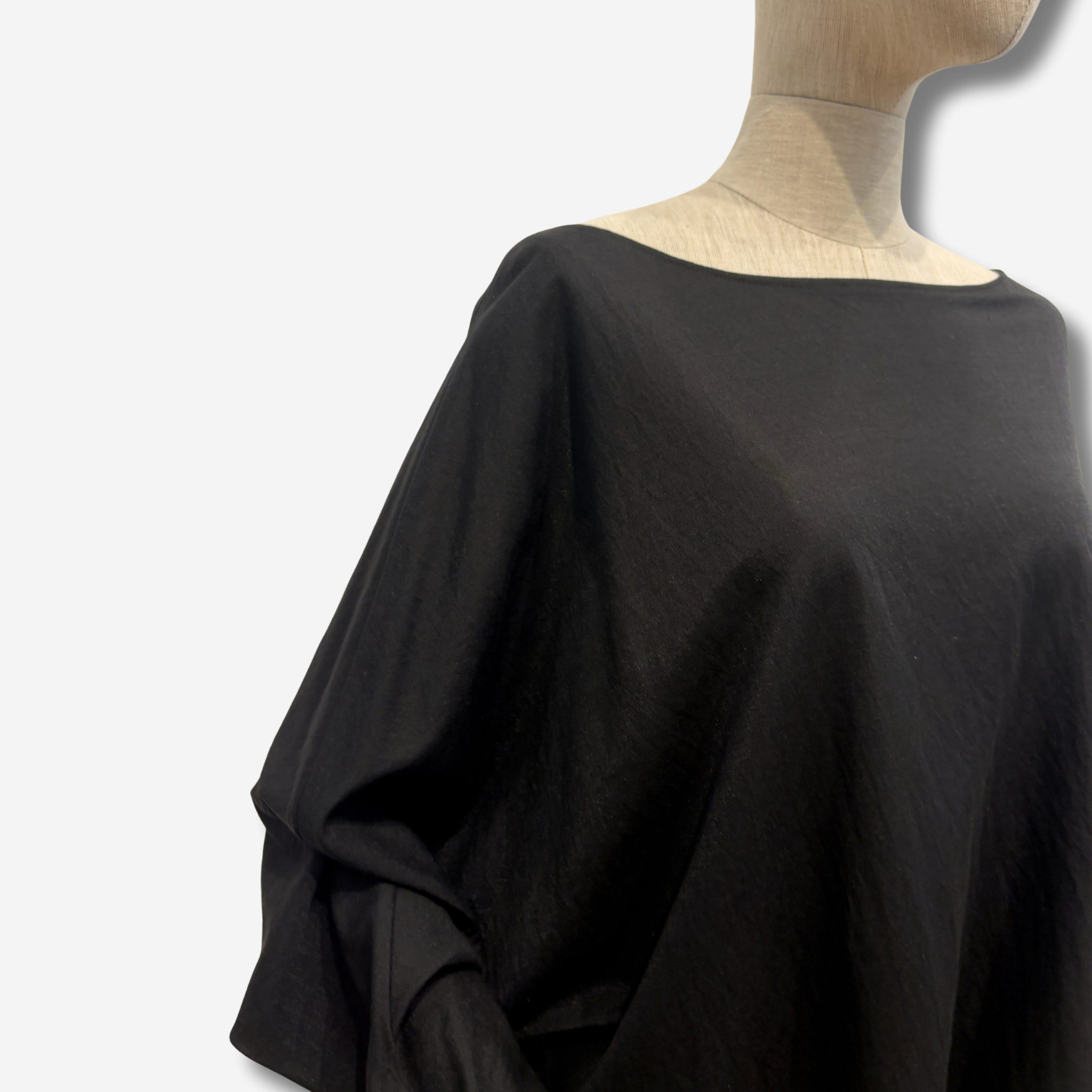 W-A MAYGAR TOP BLACK 4.png