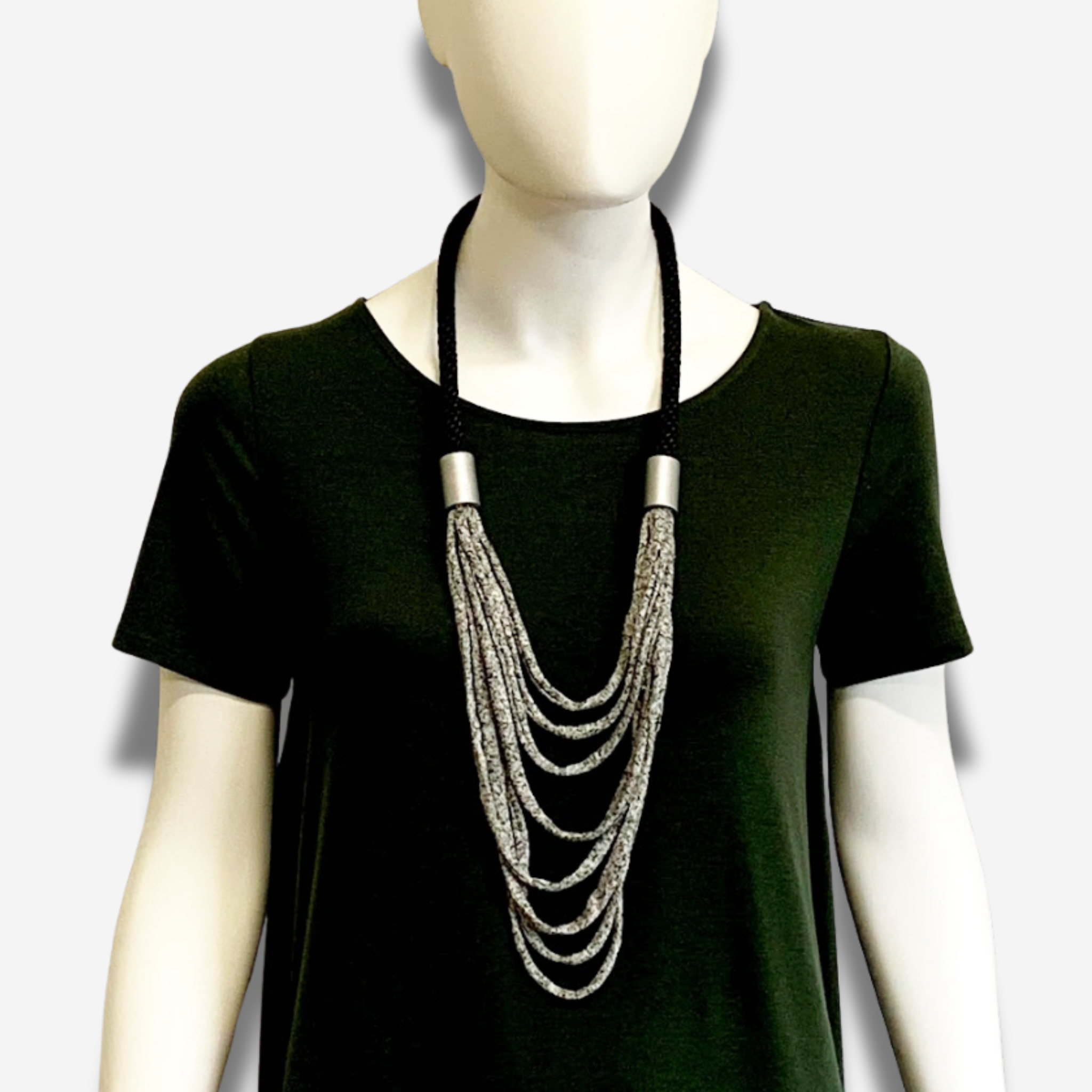 W-J768 STRUAN IMAGE 4.png