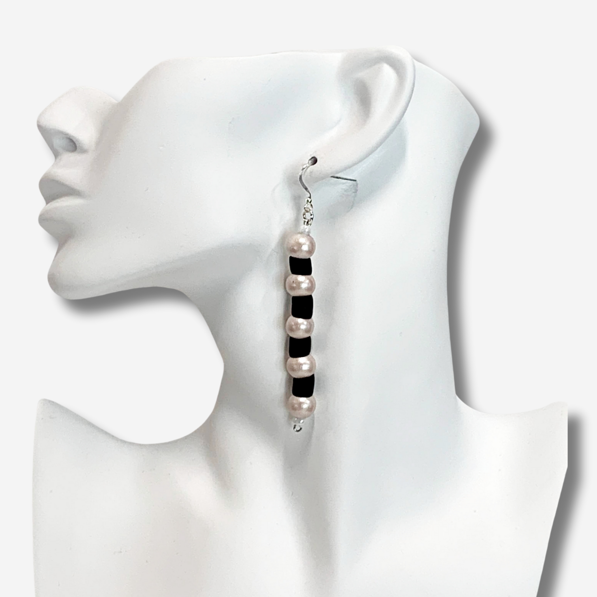 W-J384 PEARL IMAGE 4.png