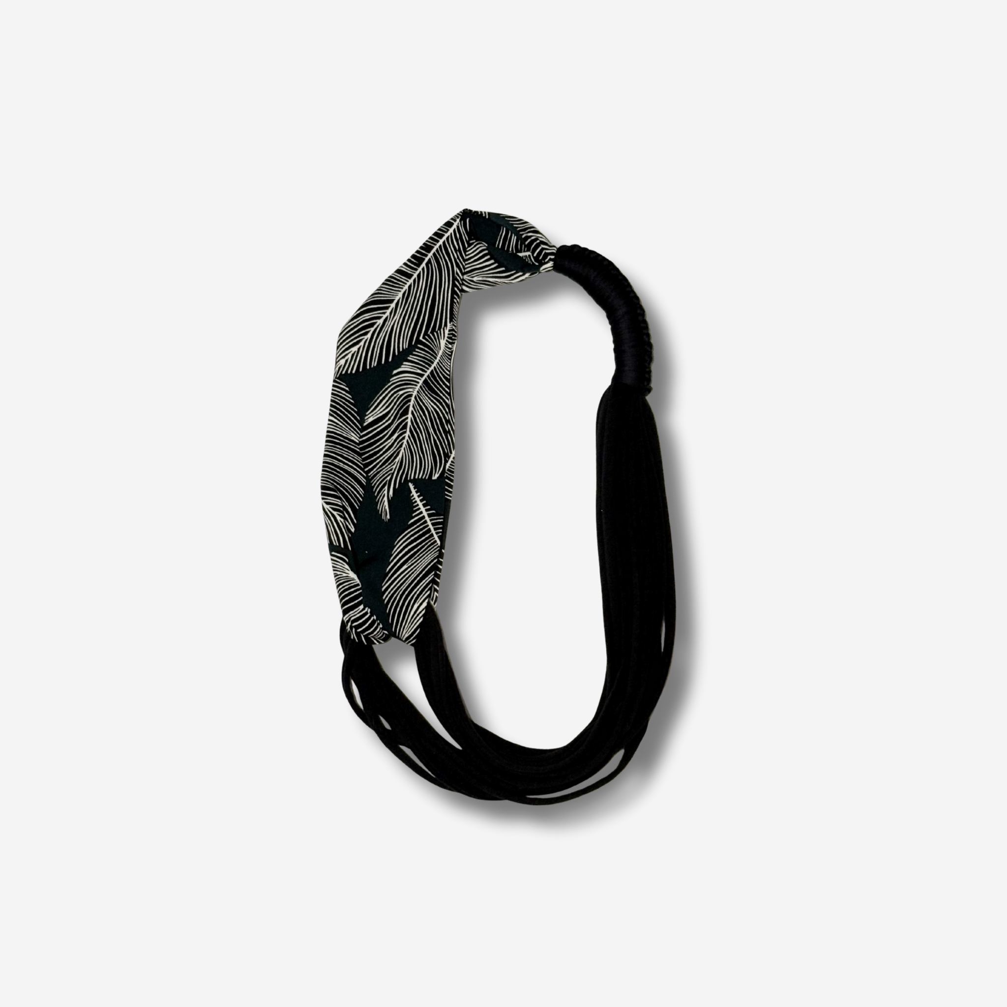 W-S SCARFETTE LEAF BLACK 1.png