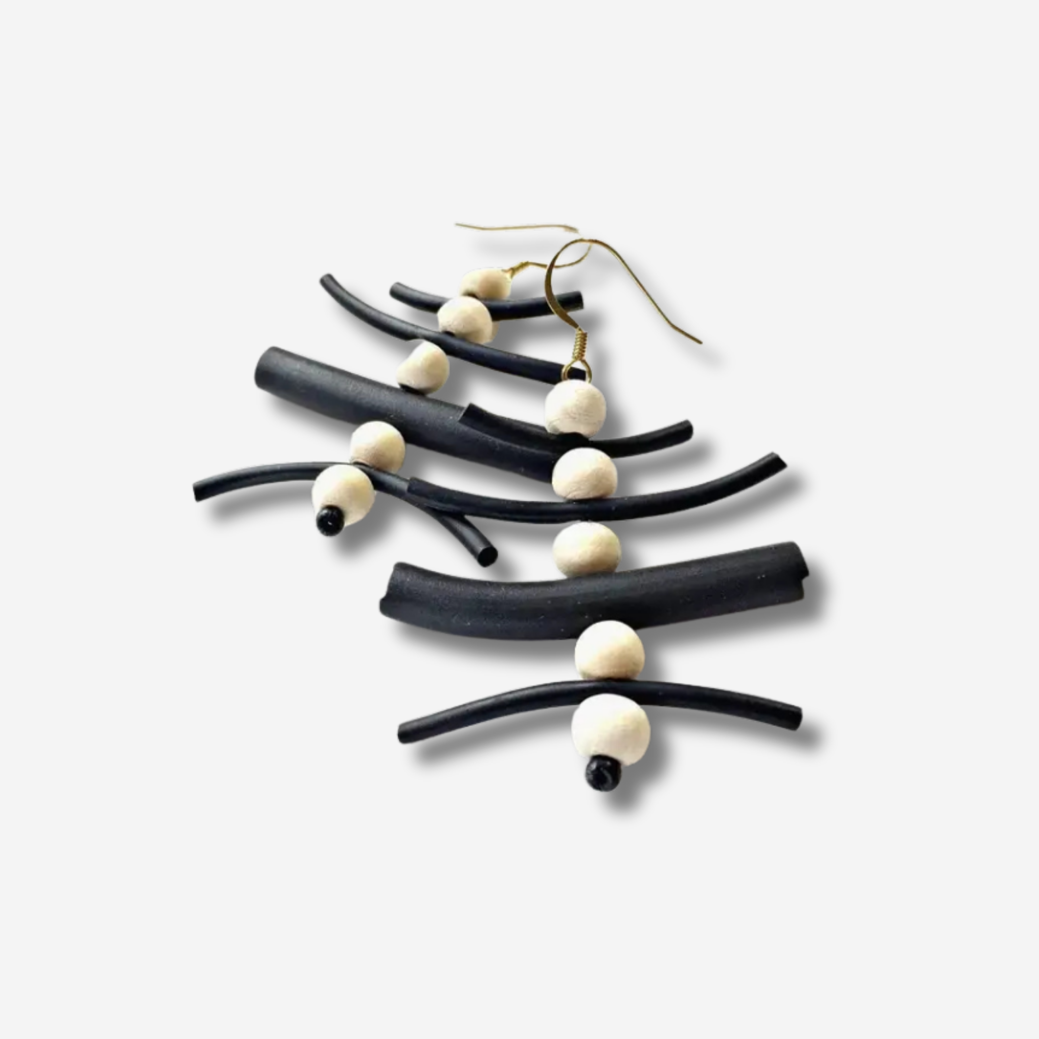 'AKIHA' DROP EARRING