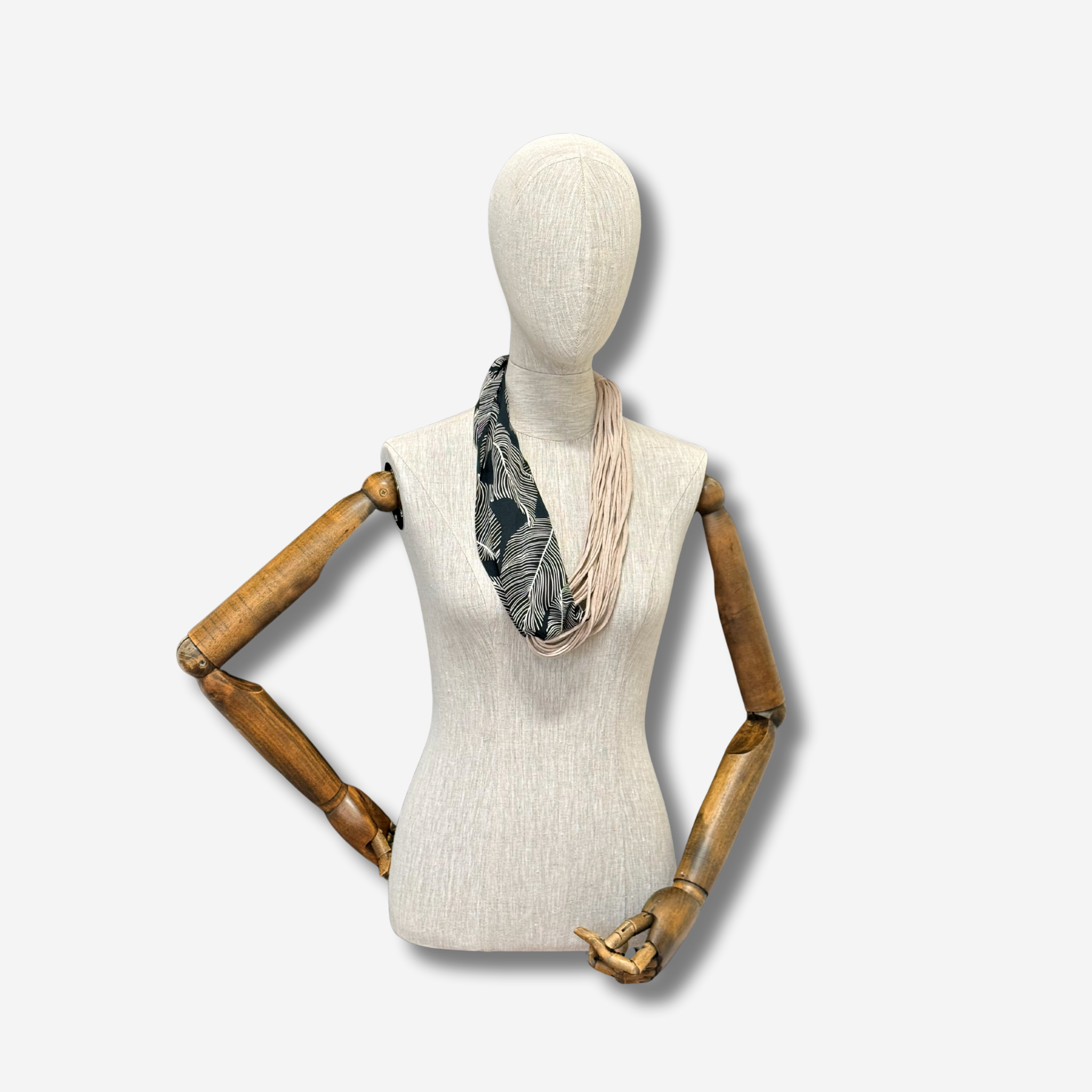 W-S SCARFETTE LEAF NEAUTRAL 4.png