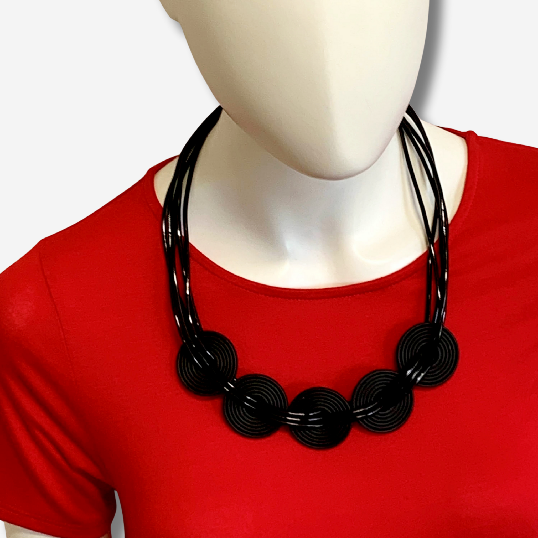 W-J748 ONYX IMAGE 2.png