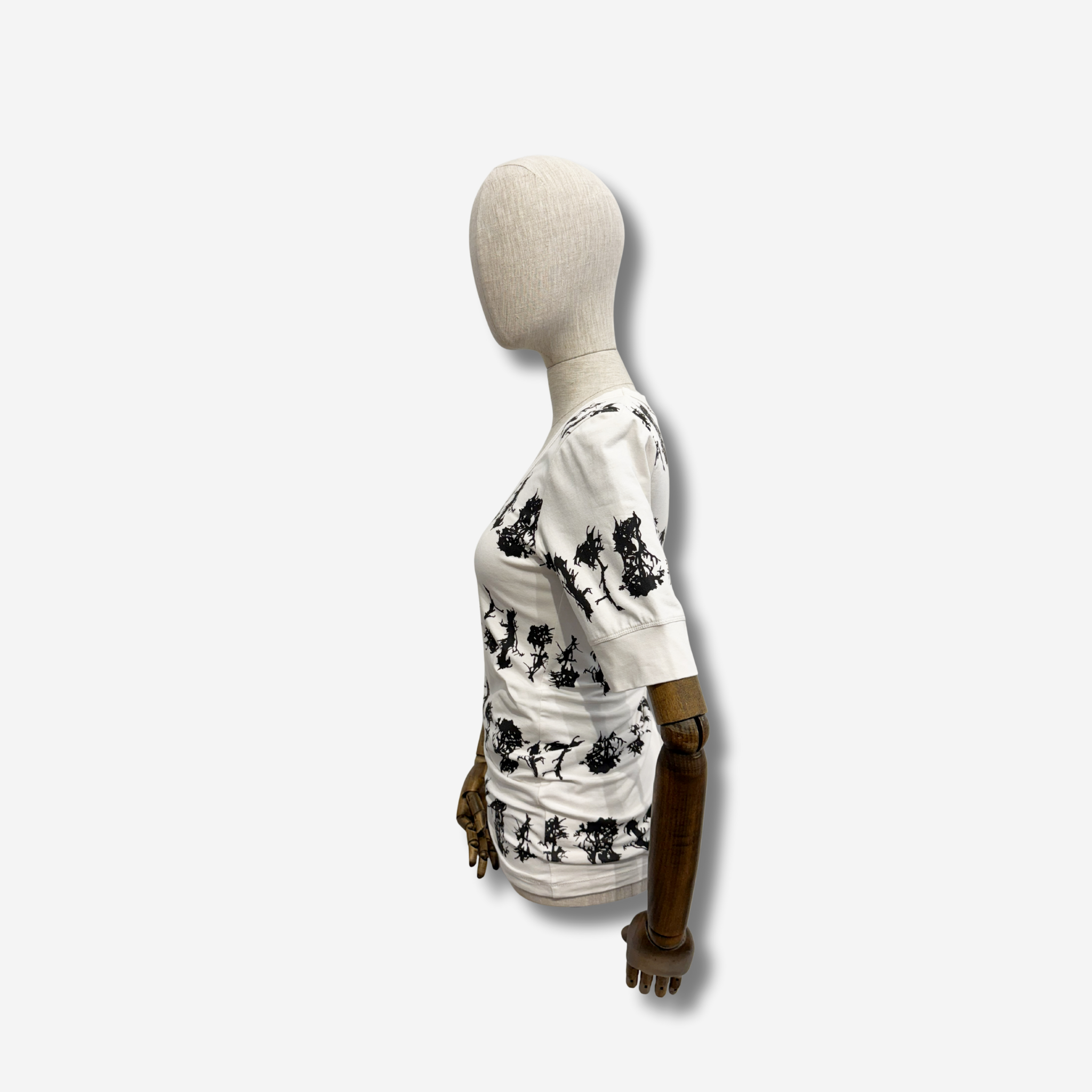 W-A PRINT V NECK TOP 3.png