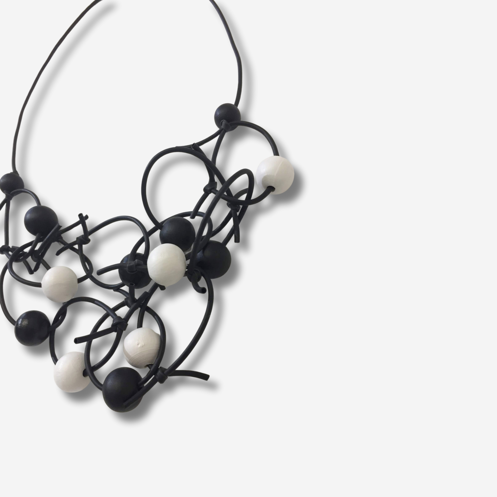 ‘Dua II’ ‘O’ ring neckpiece