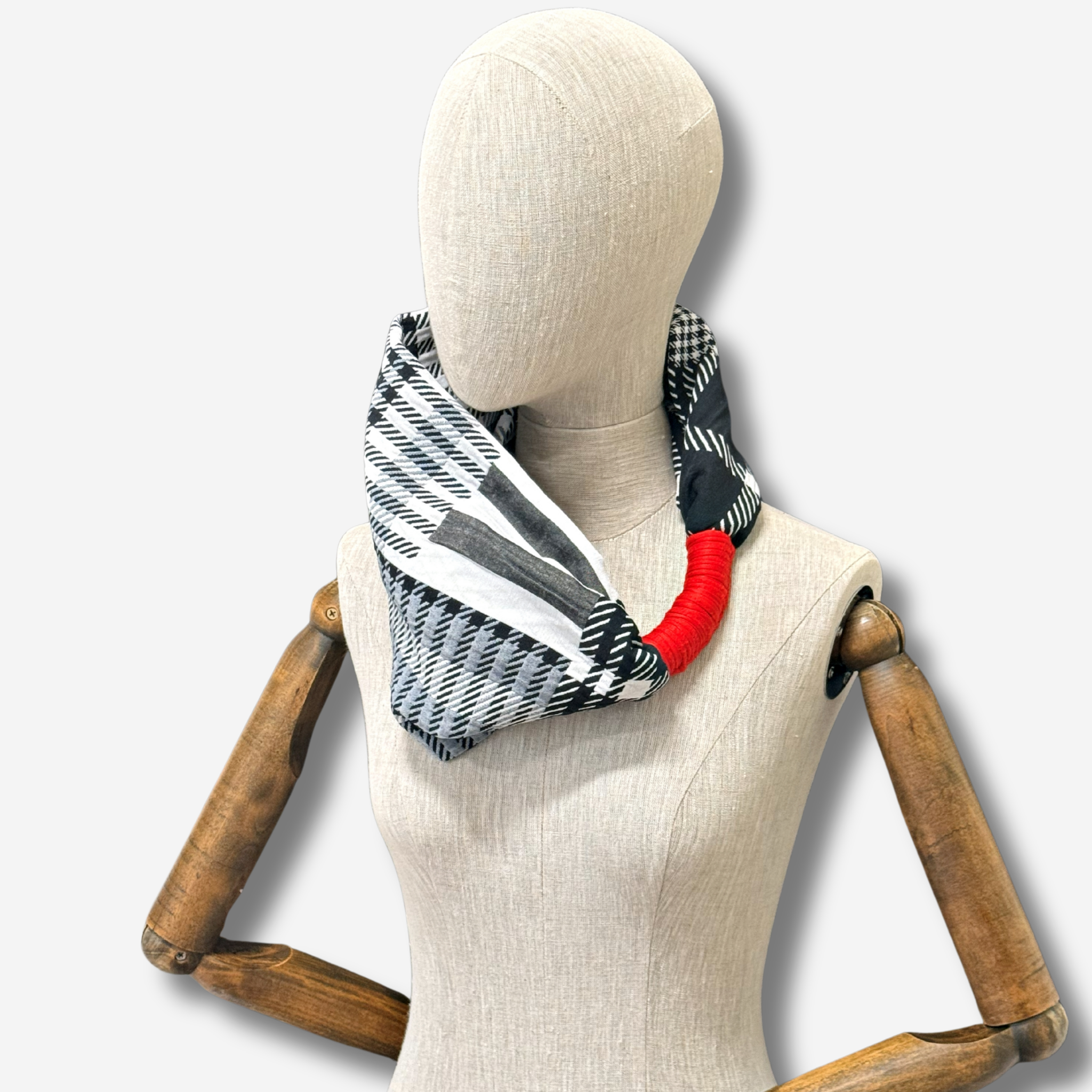 'Azacca' Check Snood