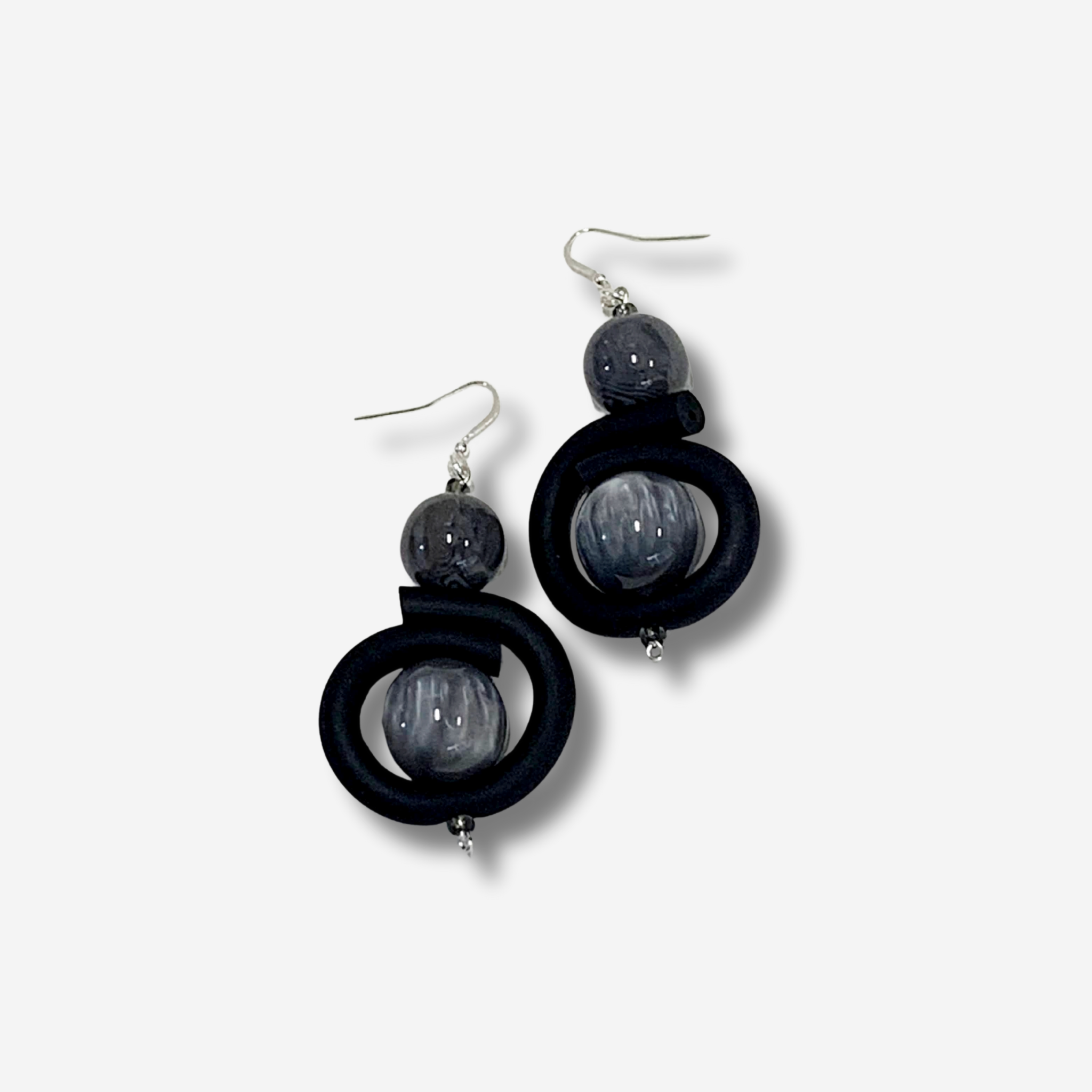 'ROKINSA II' DROP EARRING