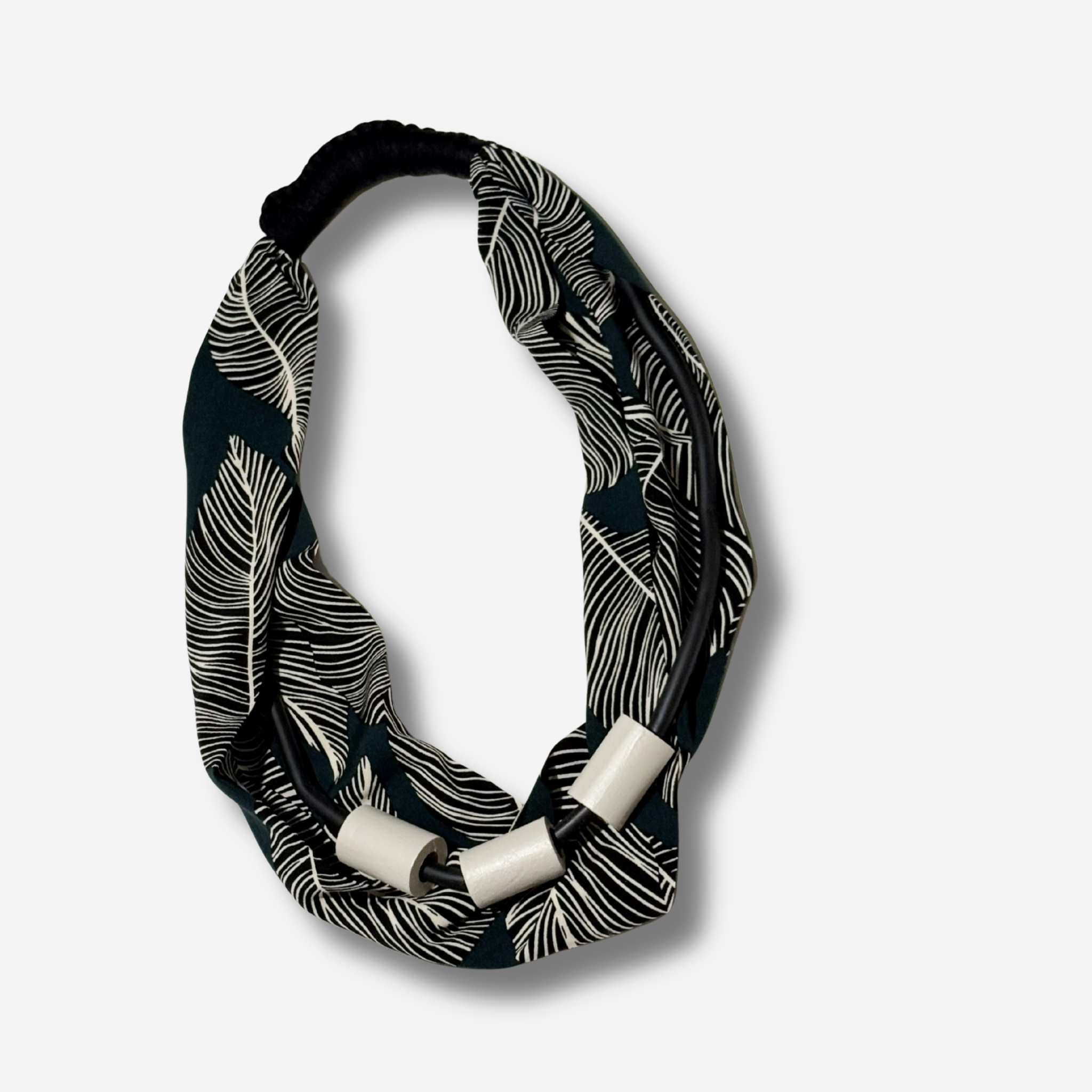 W- S SCARFETTE LEAF 10.png