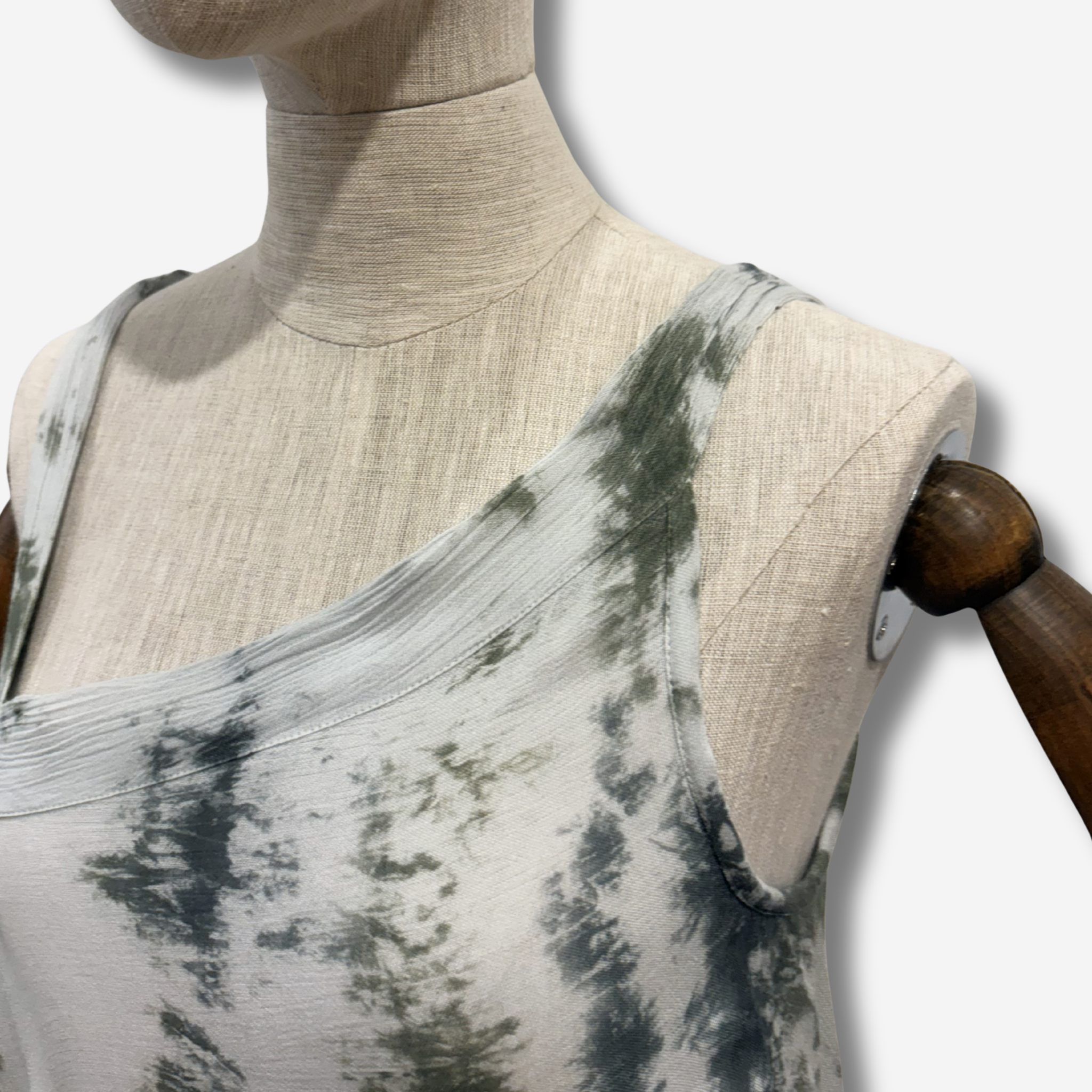 W-A ASYMETRICAL 5.png