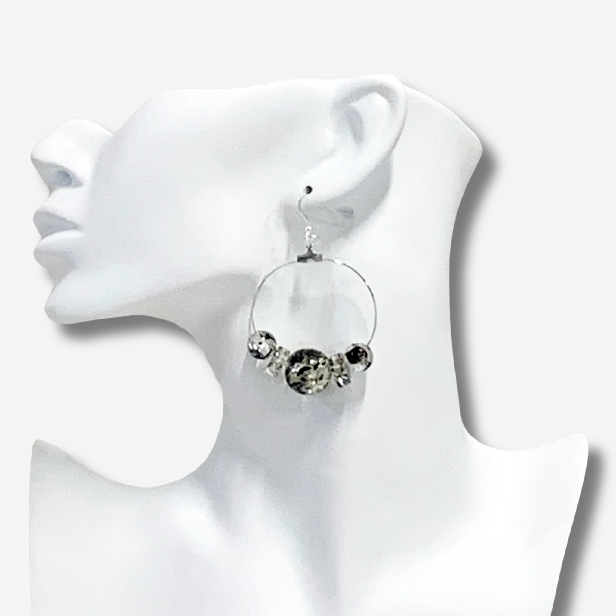 W-J752 AZRIEL IMAGE 3.png