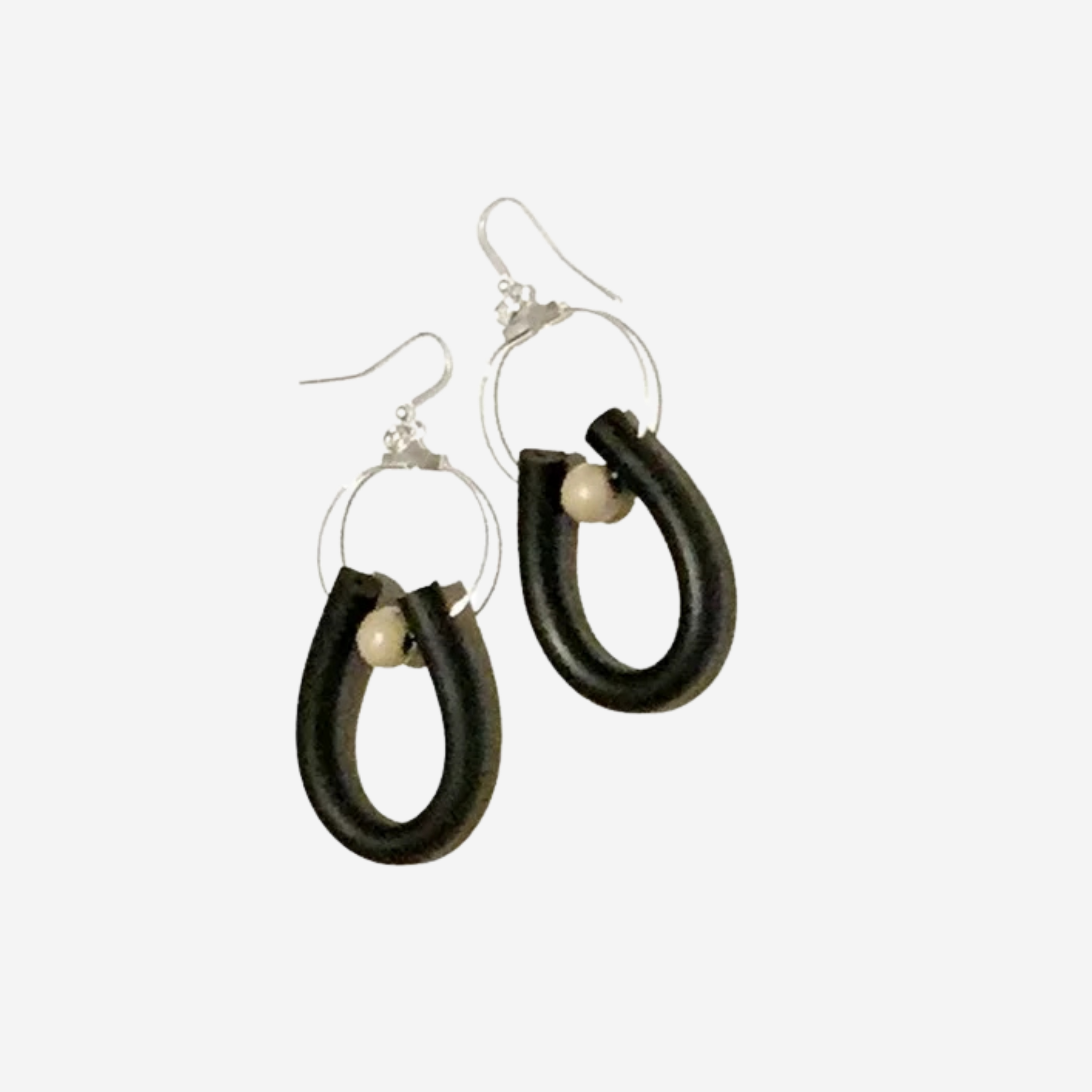 'NYLA' LOOP DROP EARRING