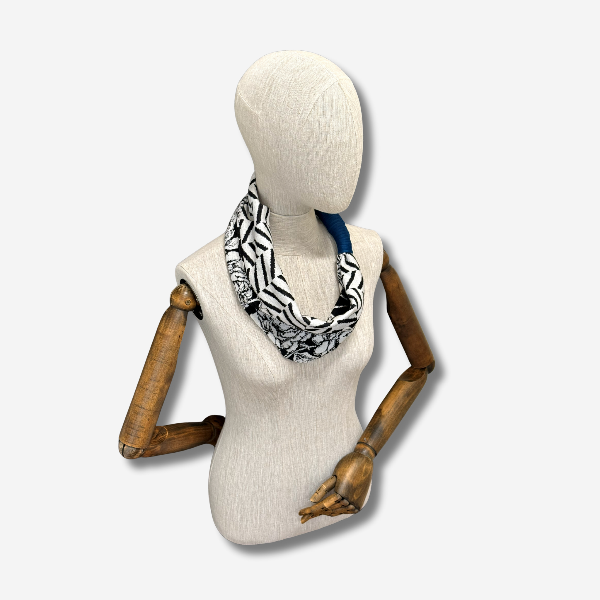 'Almeira' Spliced Snood