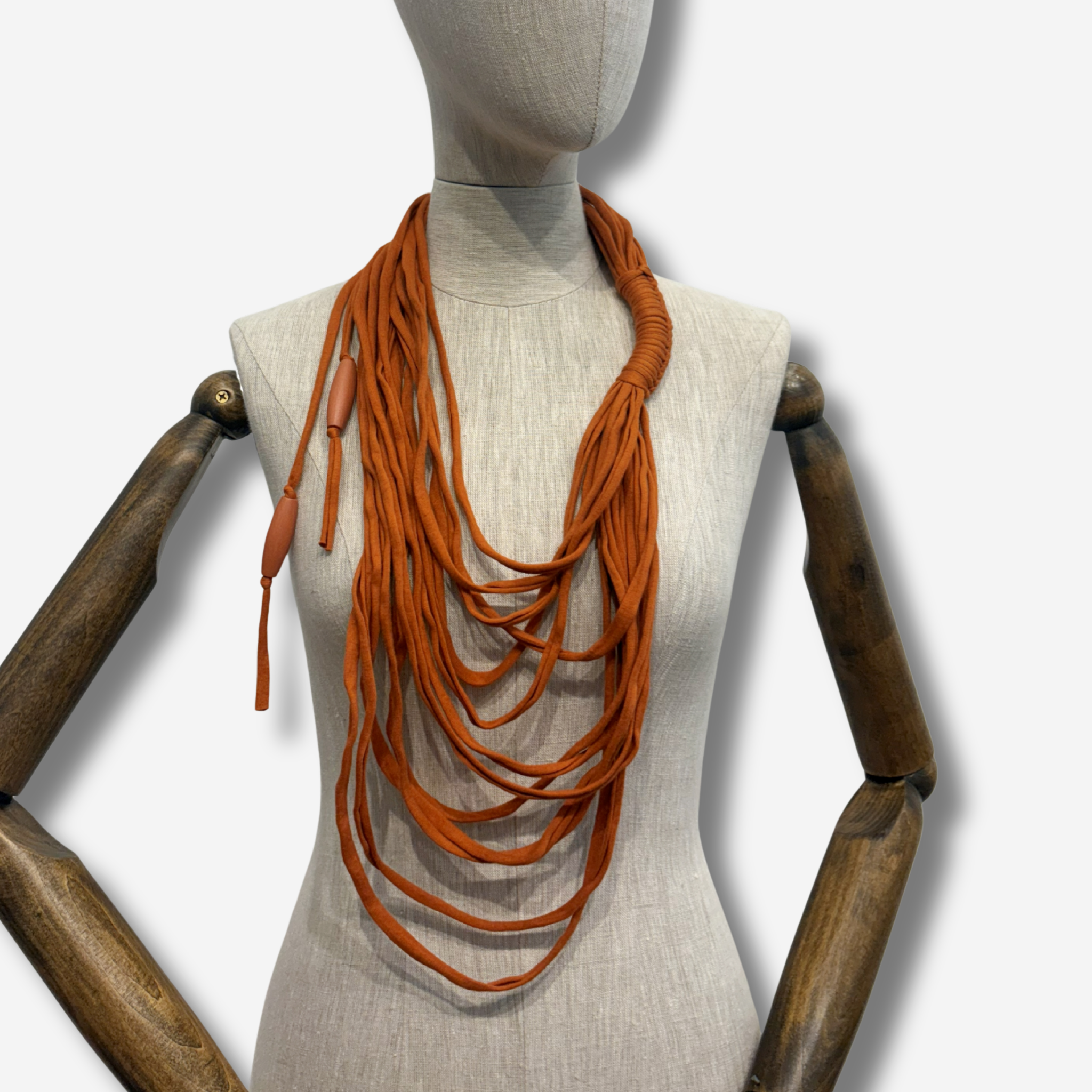 W-J NECKPIECE 2.png
