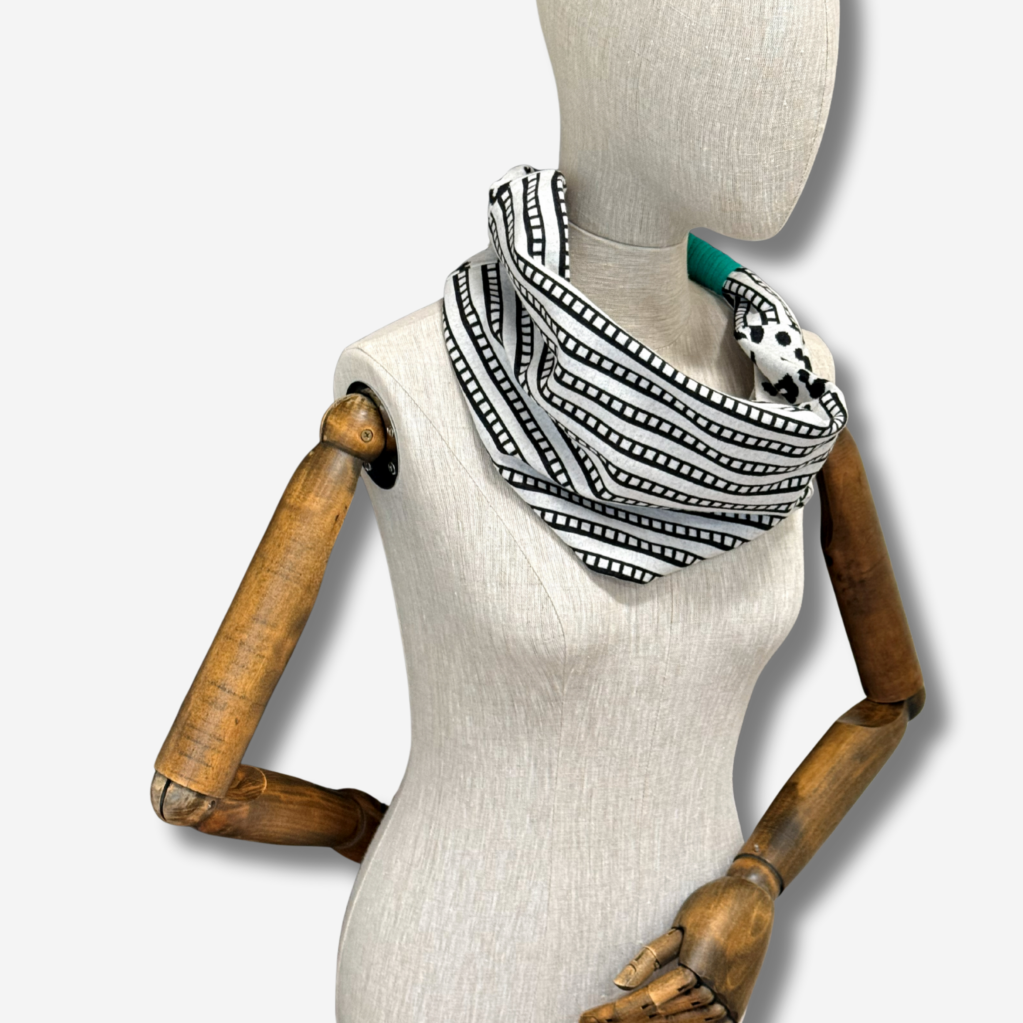 W-S SPLICED SNOOD 3.png