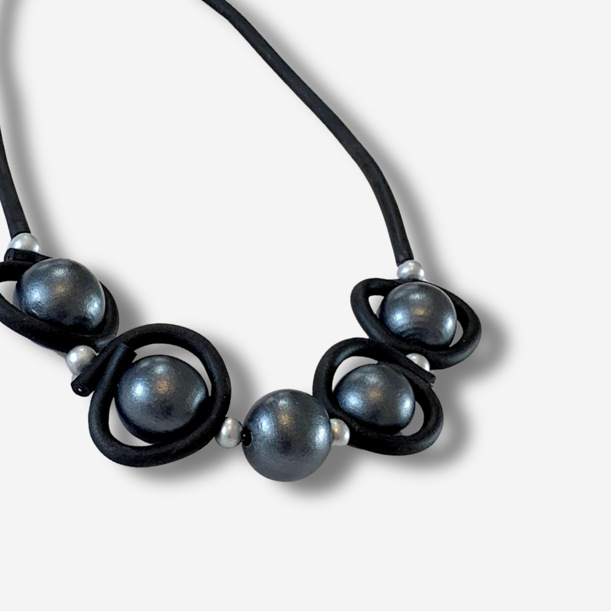 ‘Rokinsa’ Rubber Neckpiece