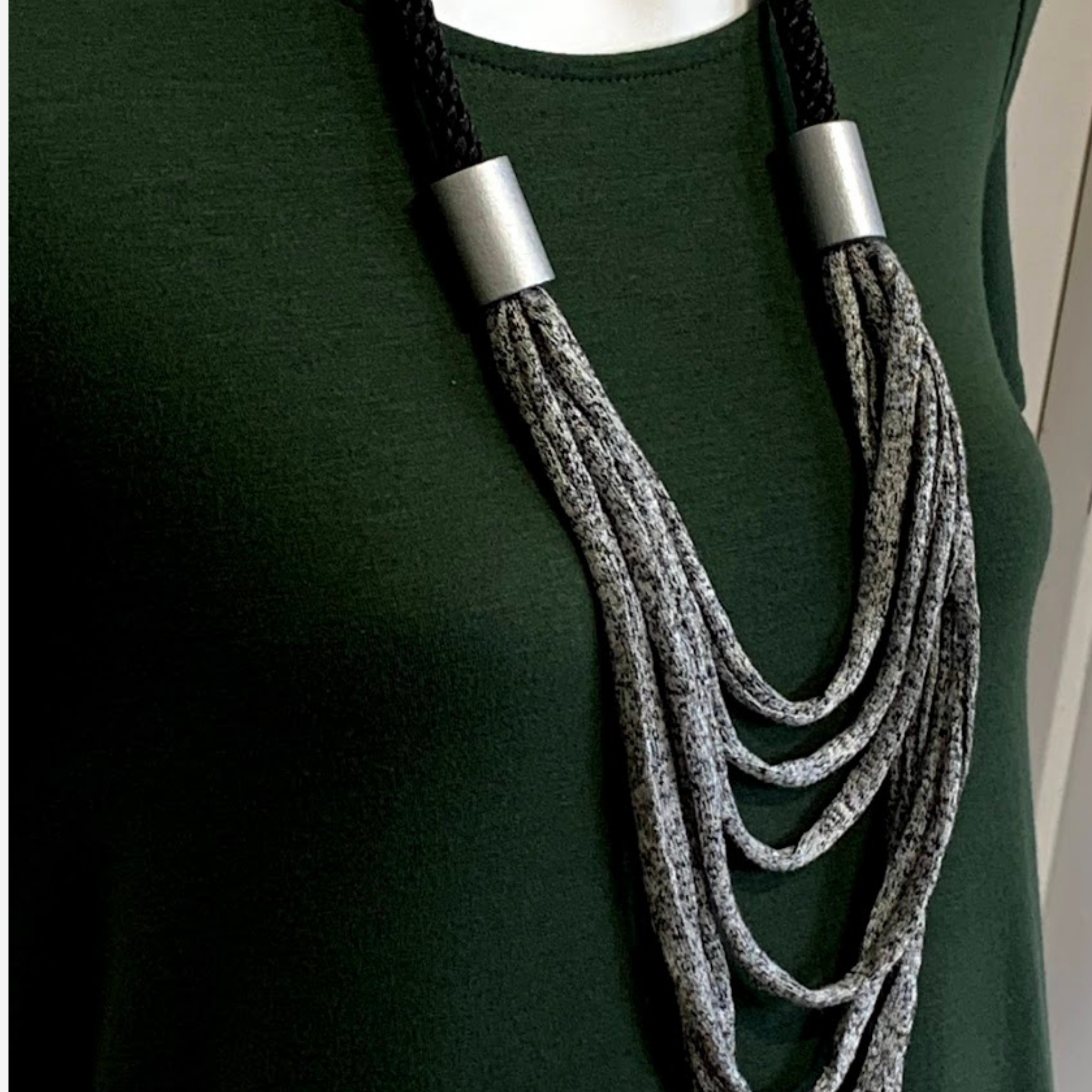 W-J768 STRUAN IMAGE 3.png