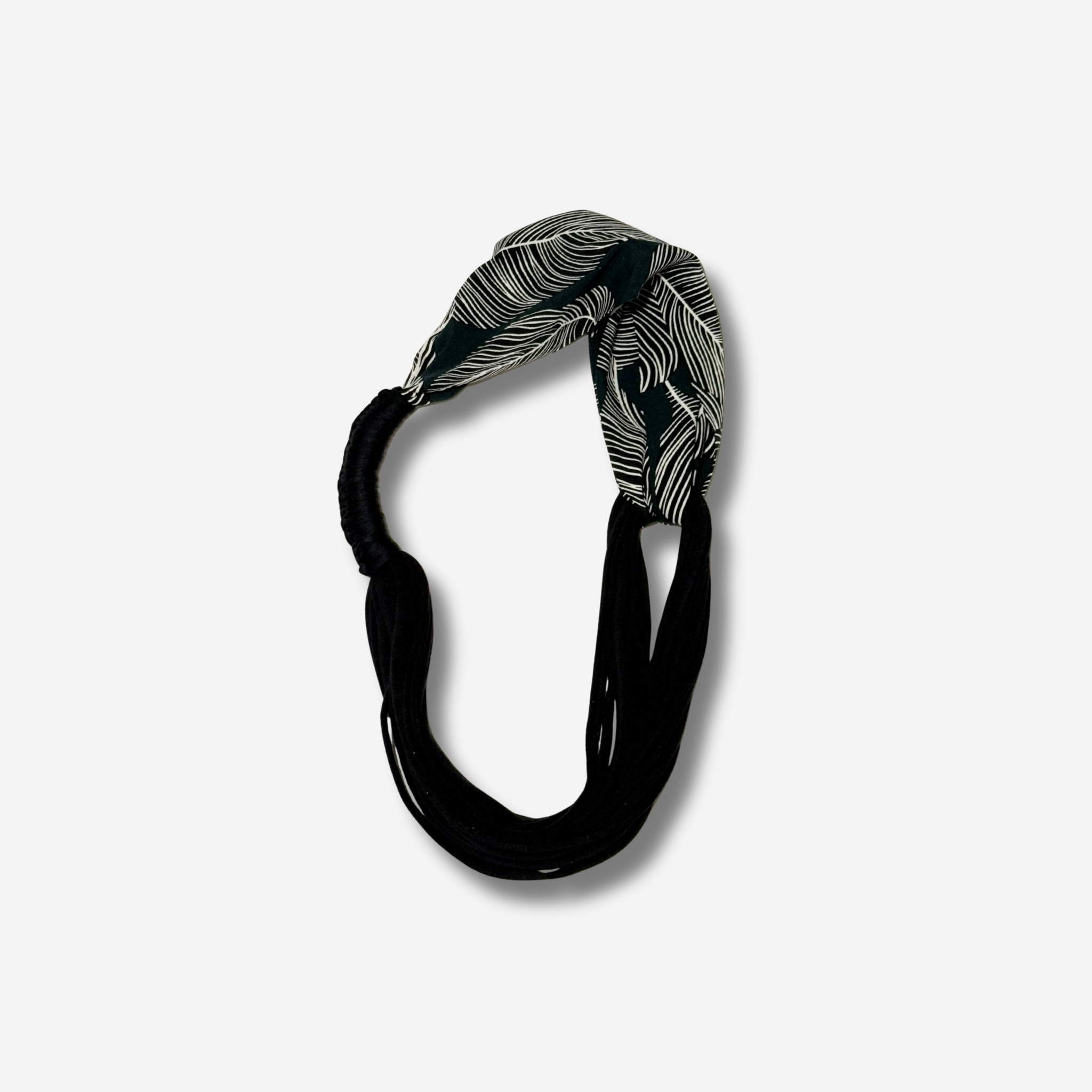 W-S SCARFETTE LEAF BLACK 3.png