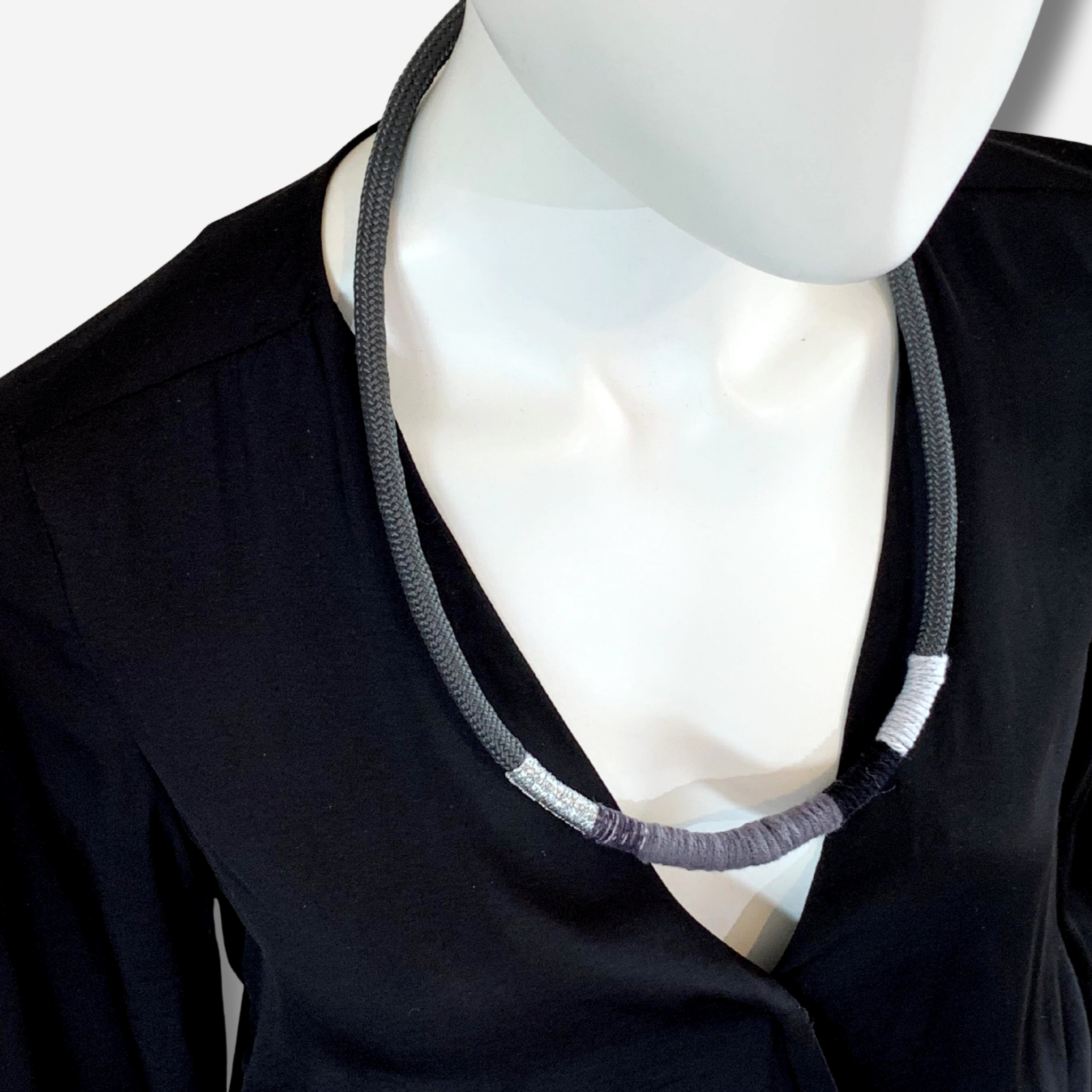 W-J588 OMAR MIX IMAGE 5.png