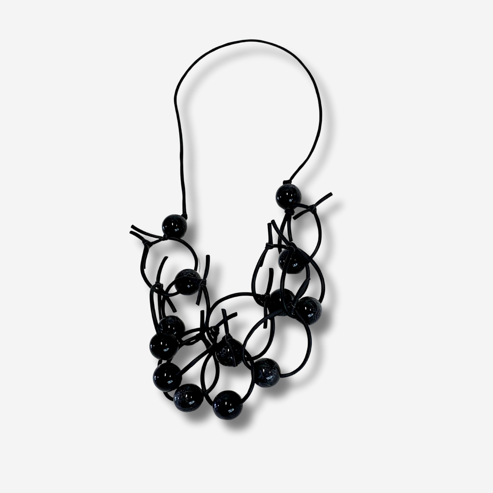 W-J420 ONYX IMAGE 1.png