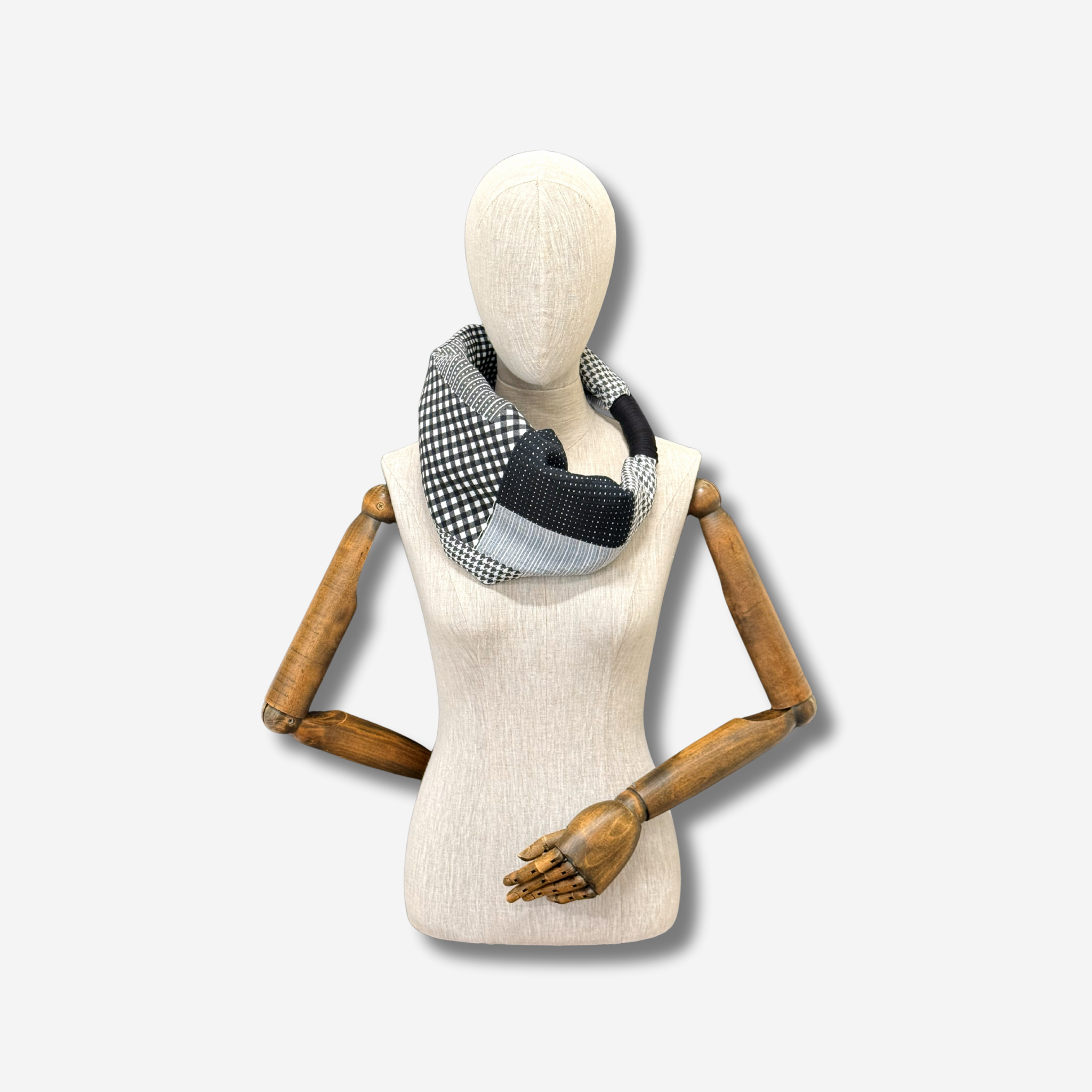 'Belhina' Check Snood