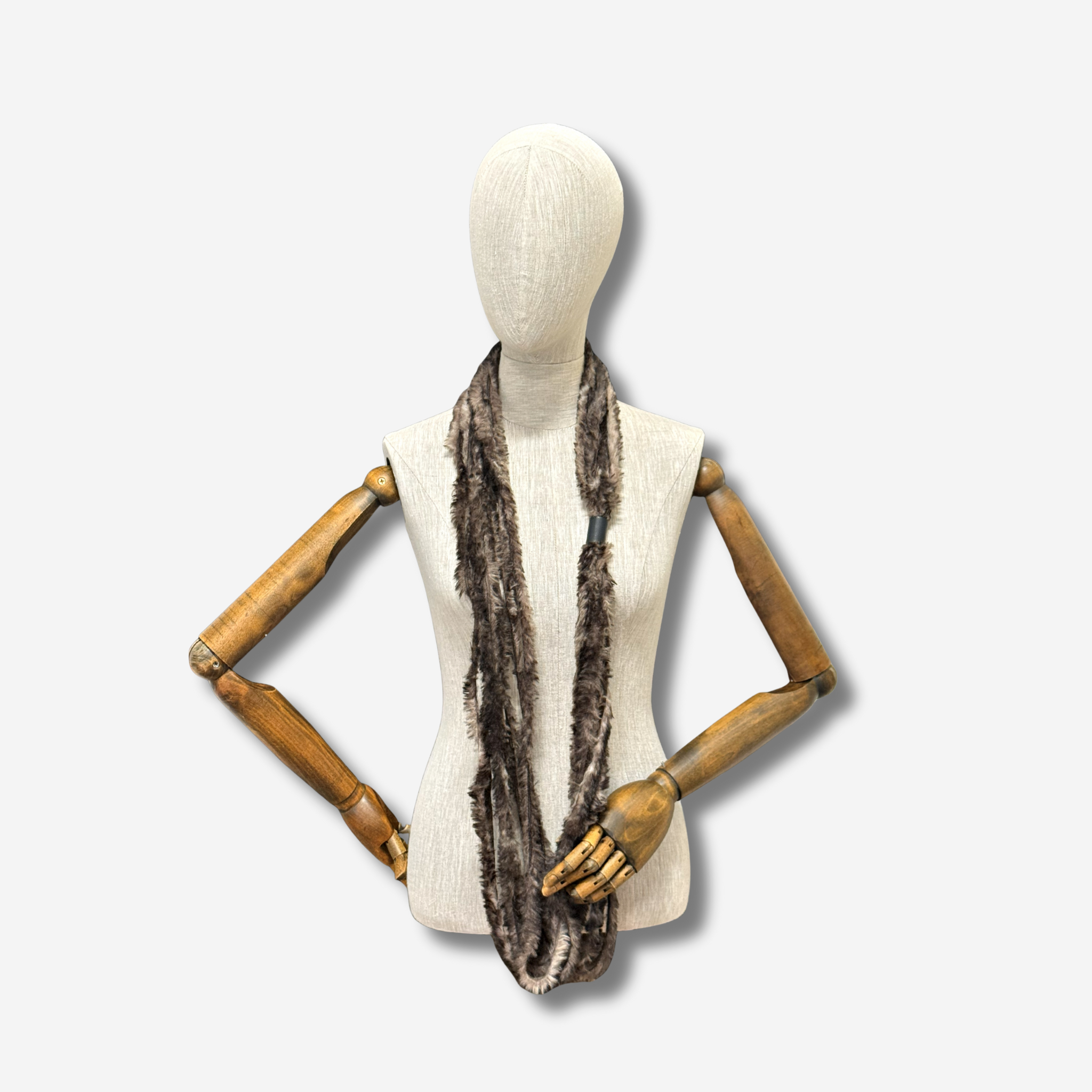 W-S FLUFFY SCARF BROWN 7.png