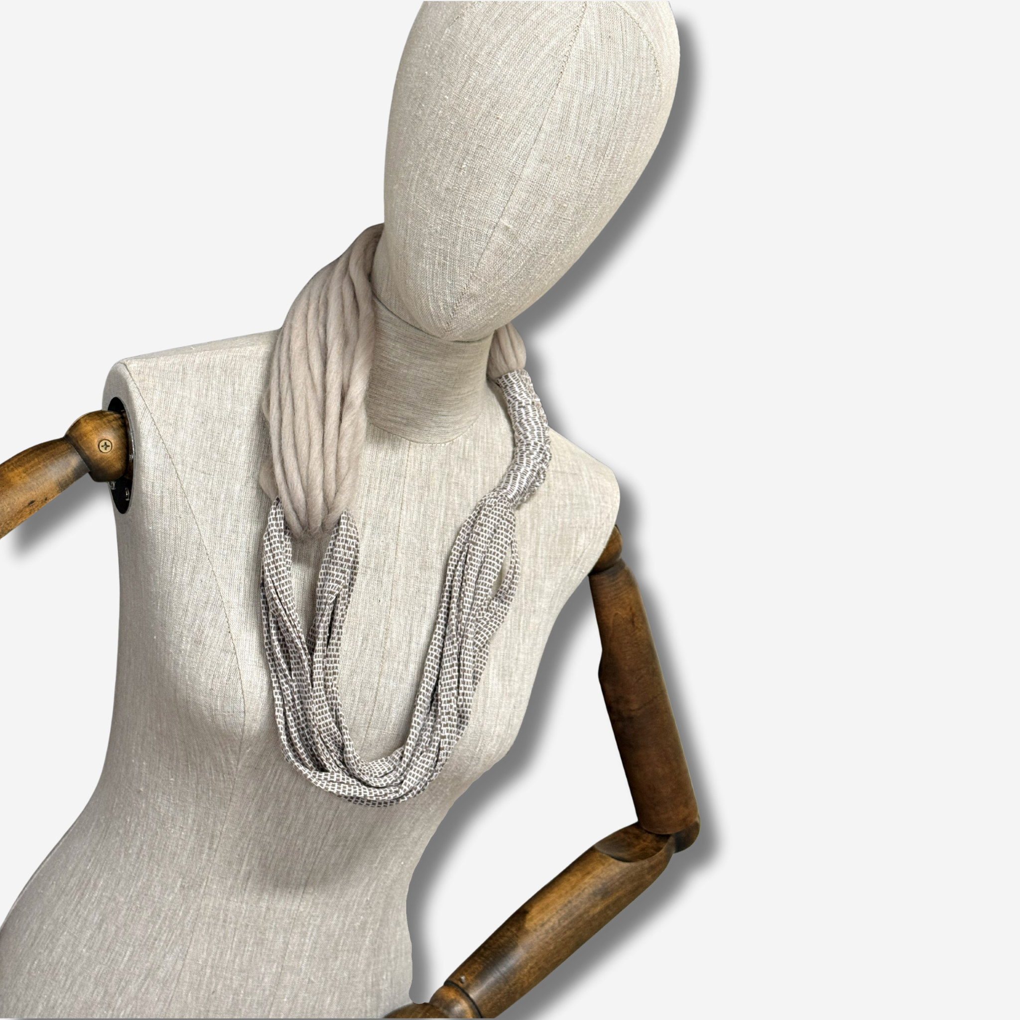 W-S SPLICED SCARFETTE NEUTRAL 1.png