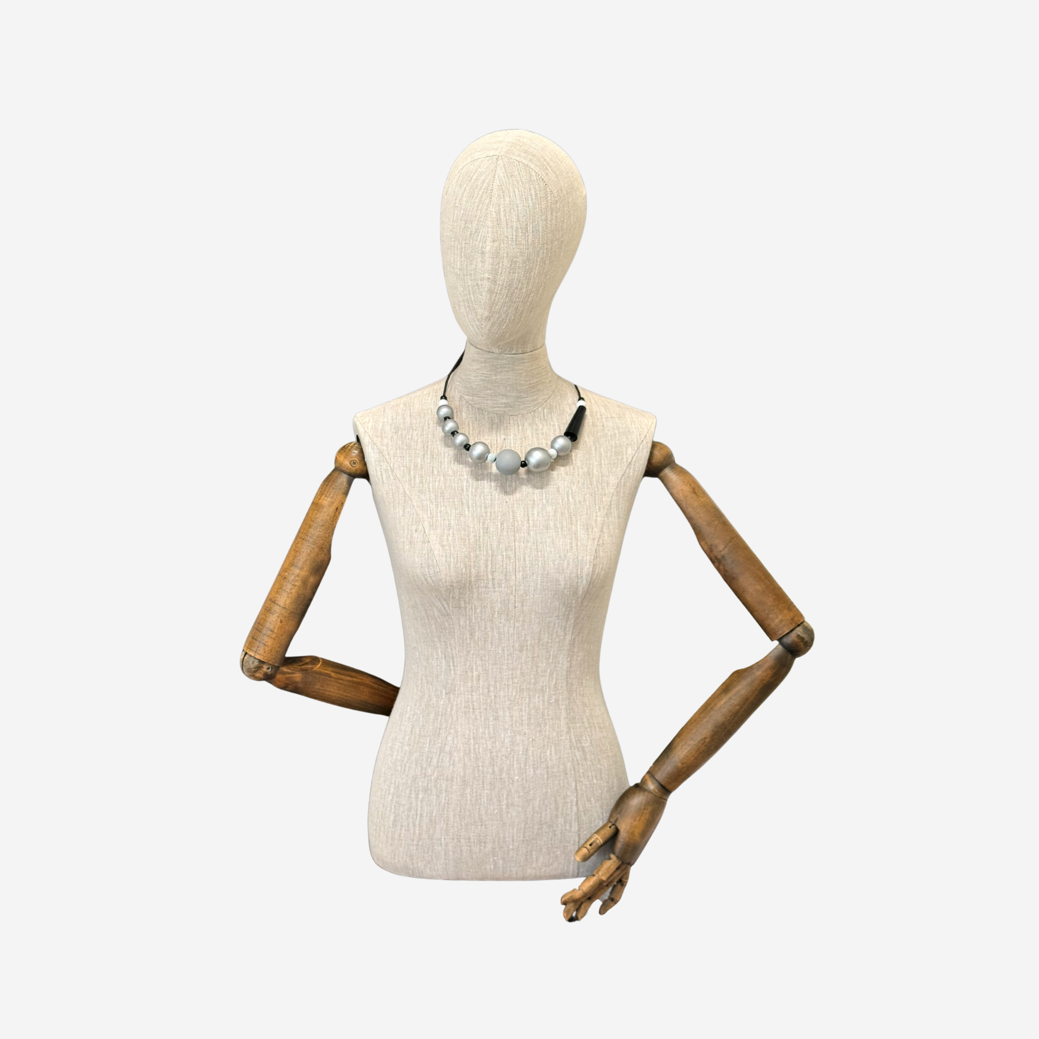 W-J BEAD COLLIER SILVER 4.png