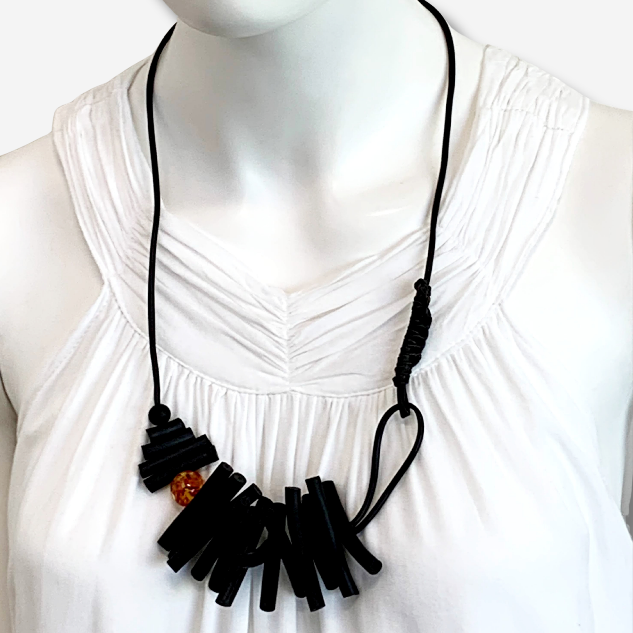 W-J605 TOSCA IMAGE 1.png