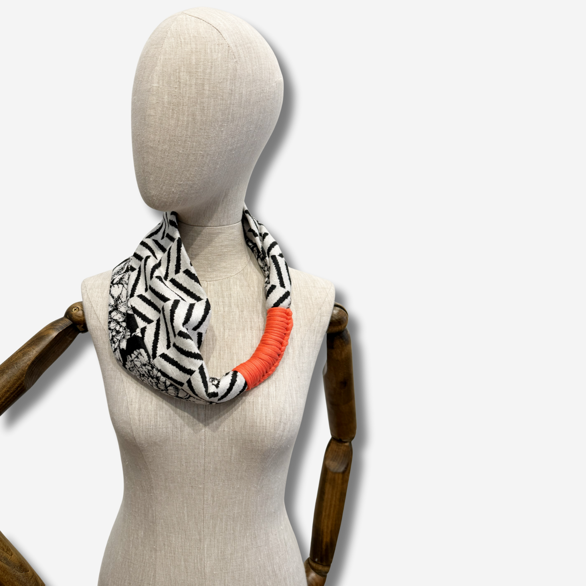 W-S SNOOD FLAMENCO 3.png