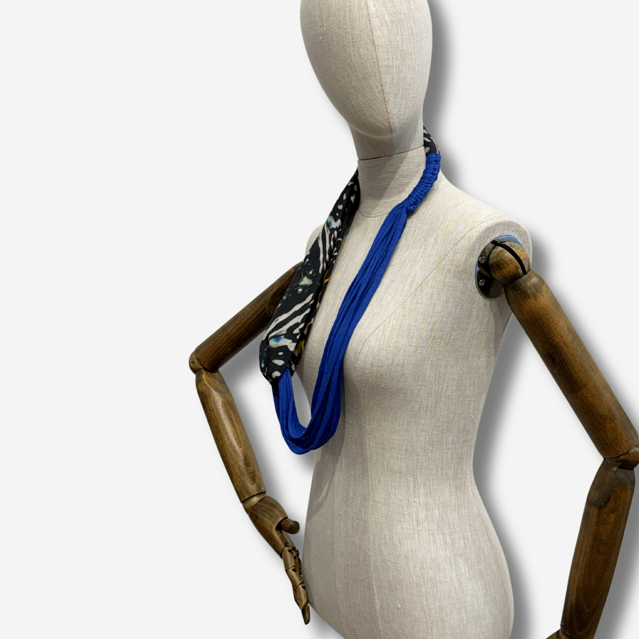 'Mayra' spliced scarfette