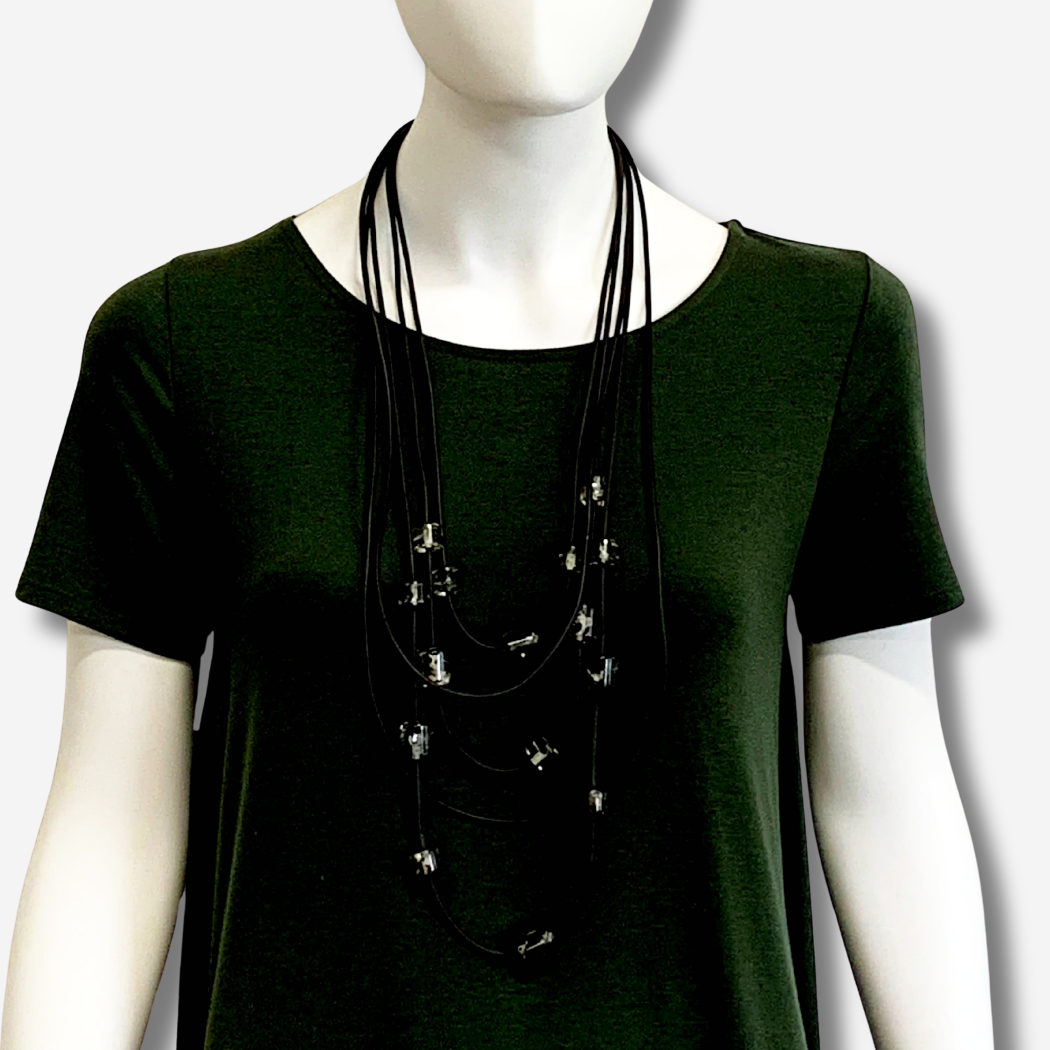 W-J762 AZRIEL MIX IMAGE 2.png