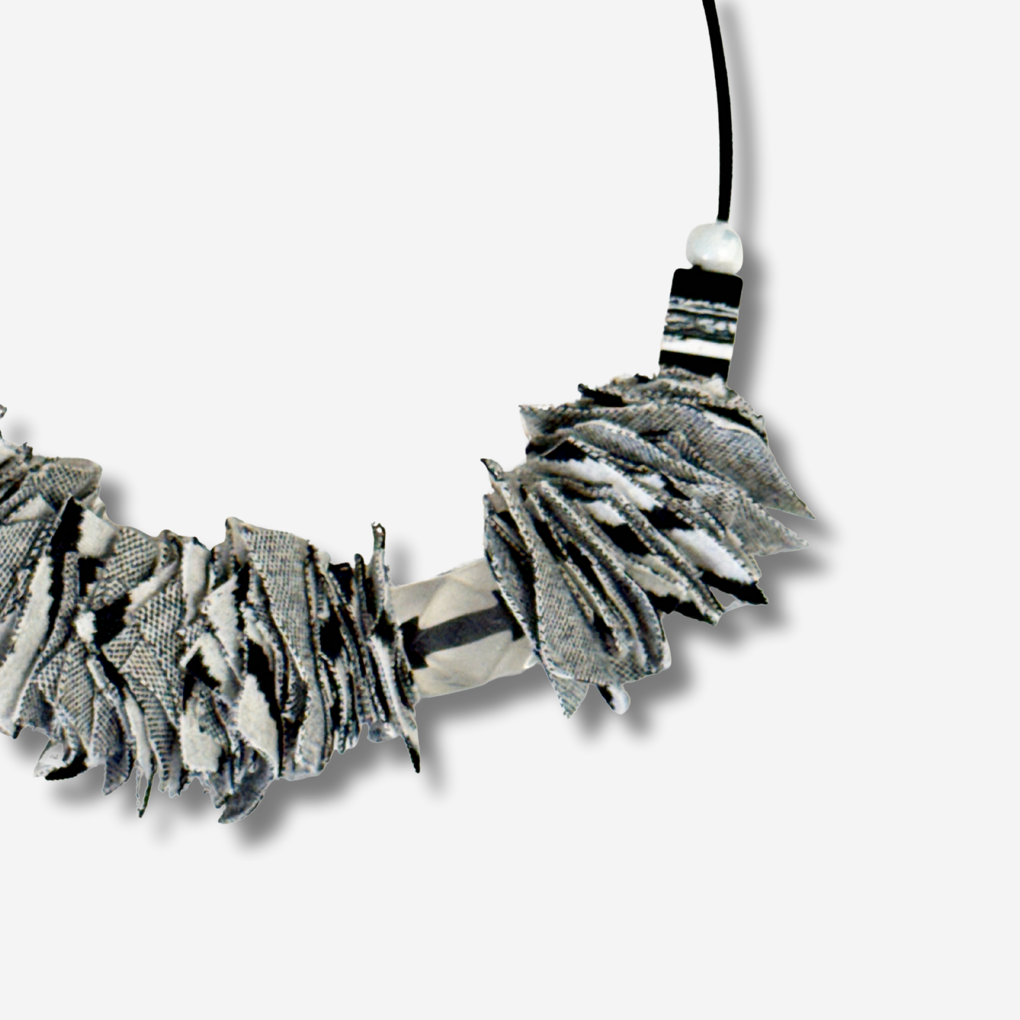 ‘Jalia’ Collier Neckpiece