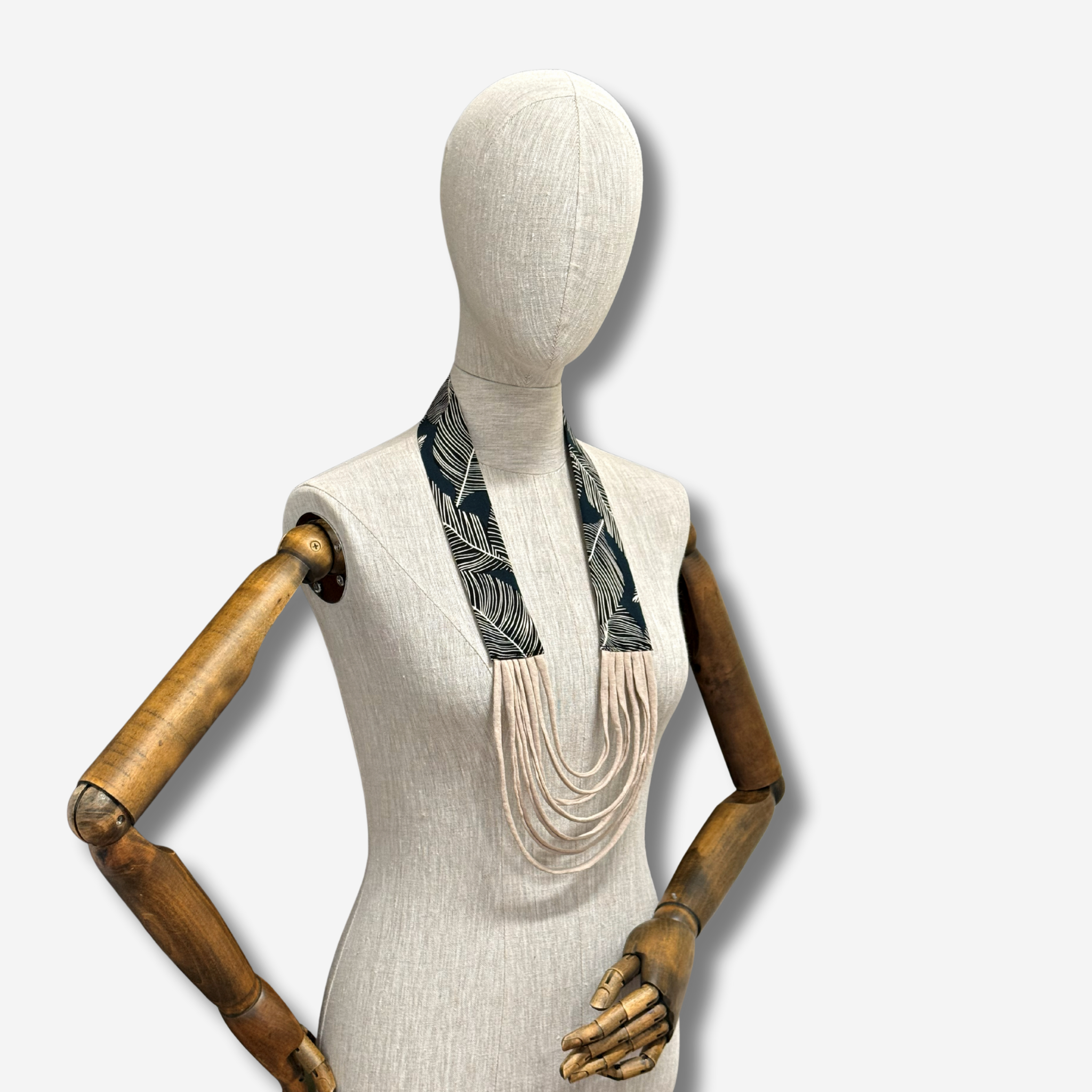 W-S MULTI STRAND PENDANT NEUTRAL 5.png