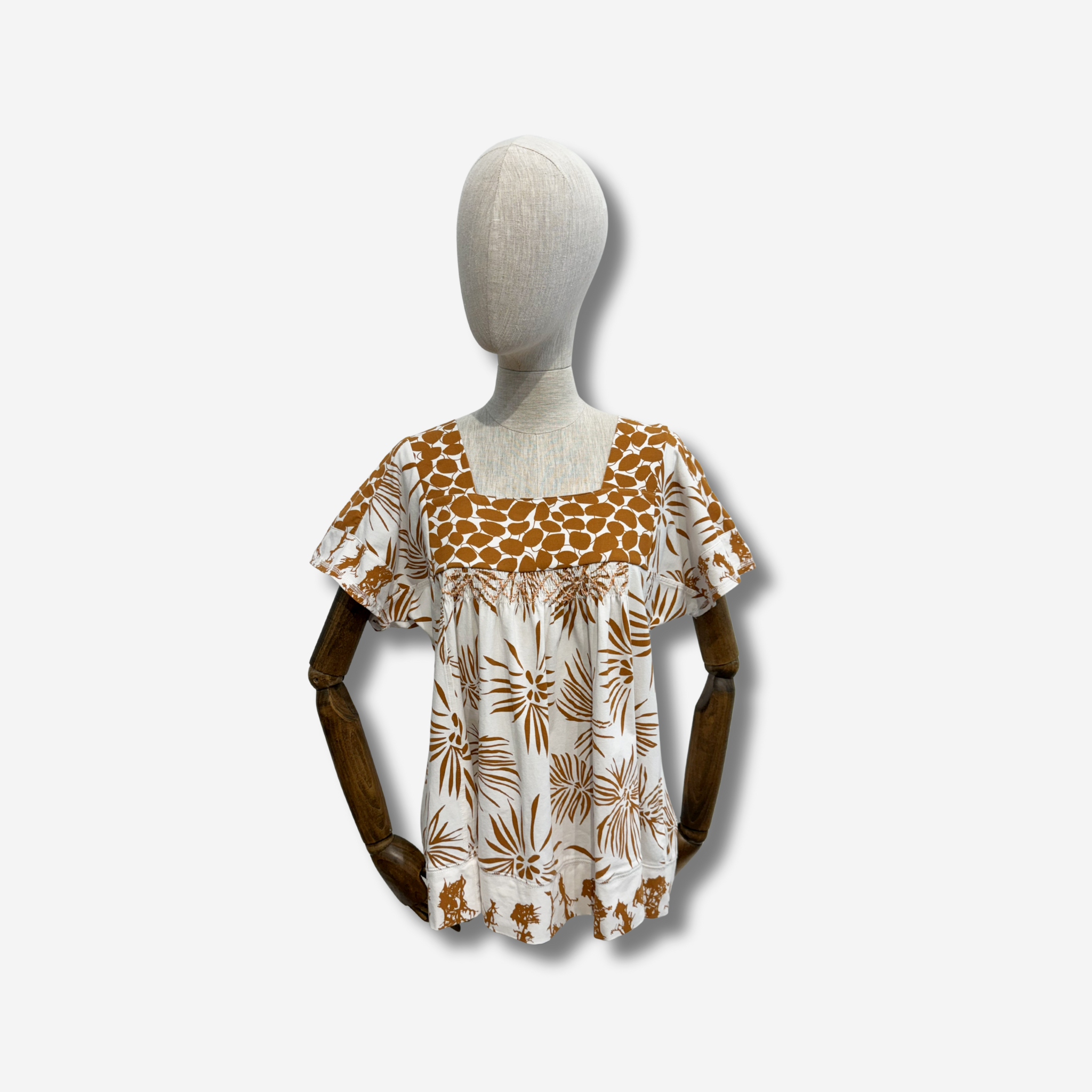 W-A SQUARE NECK TOP 1.png