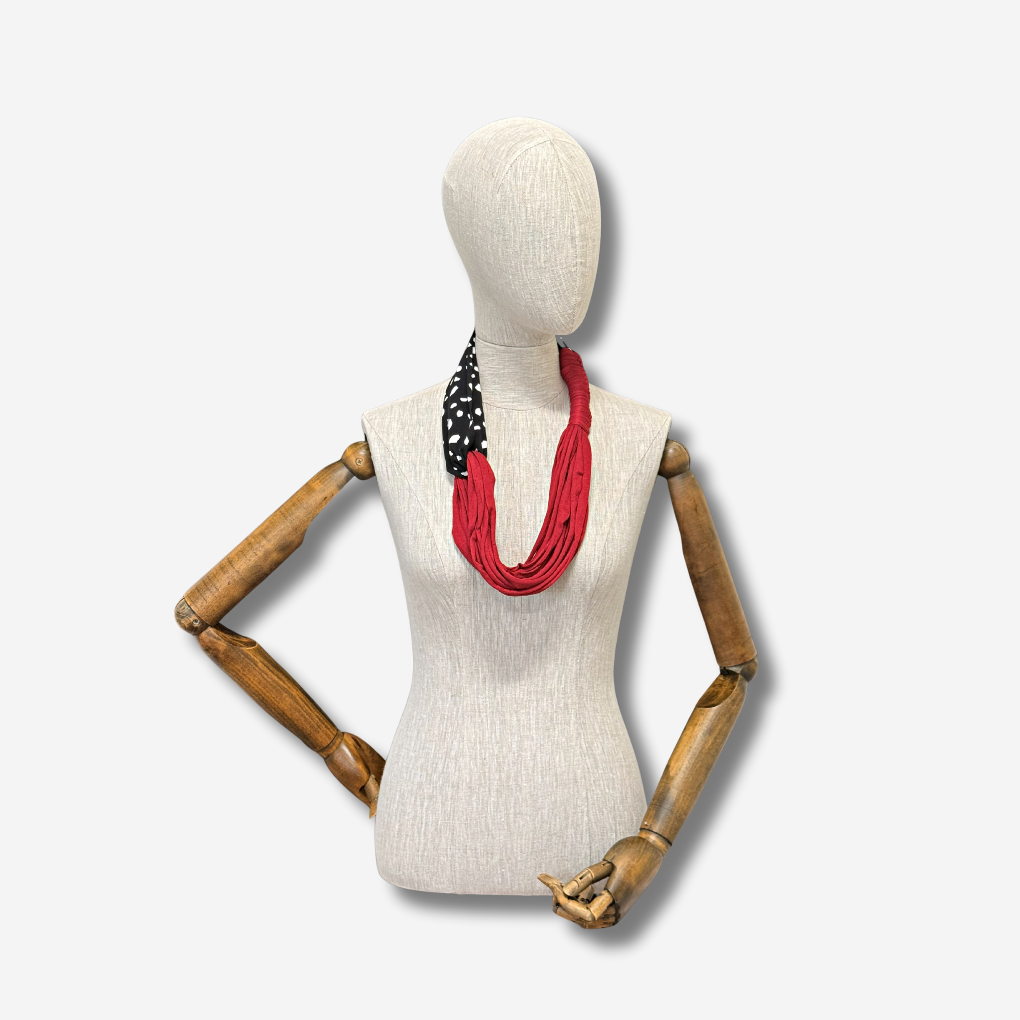 W-S SCARFETTE SPOT BURGUNDY 4.png