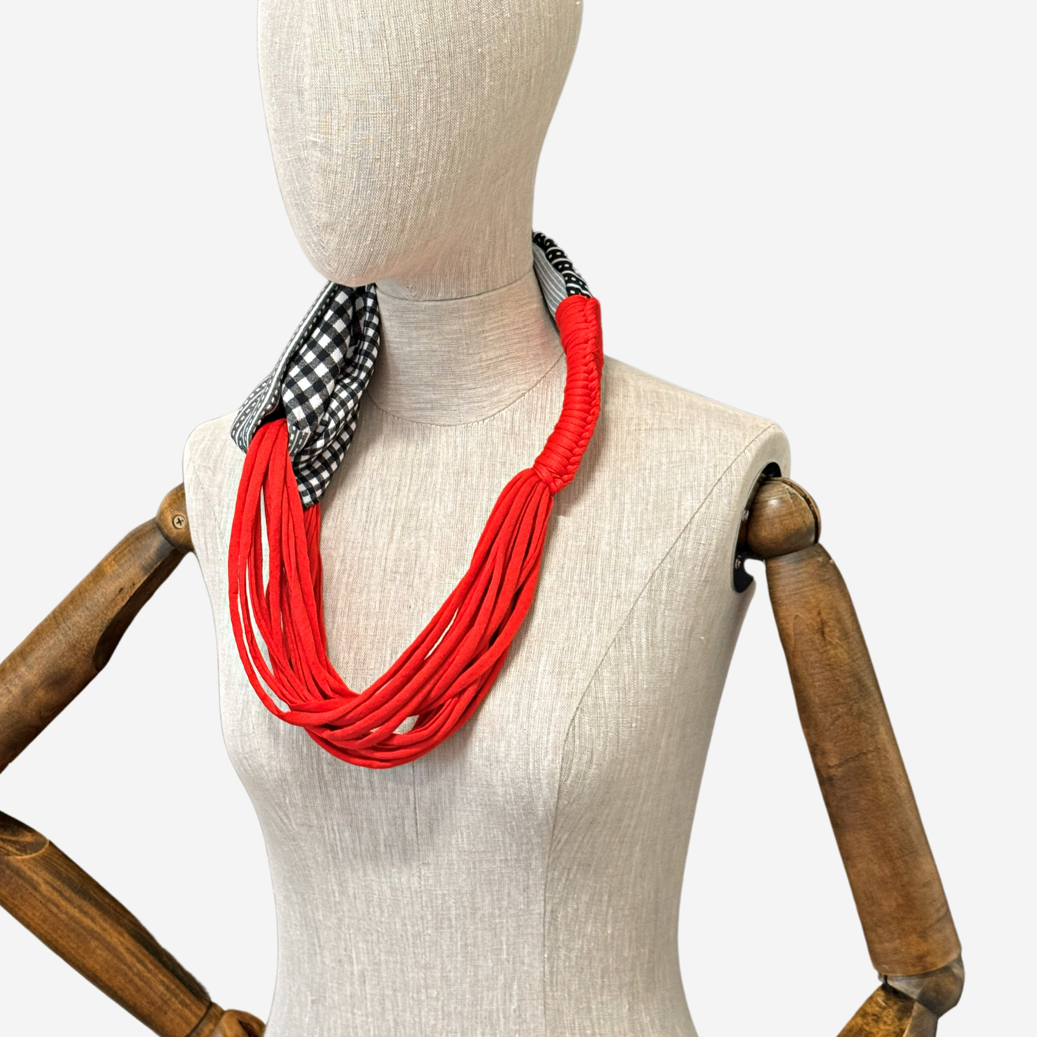 W-S SCARFETTE SPLICED CHECK RED 2.png