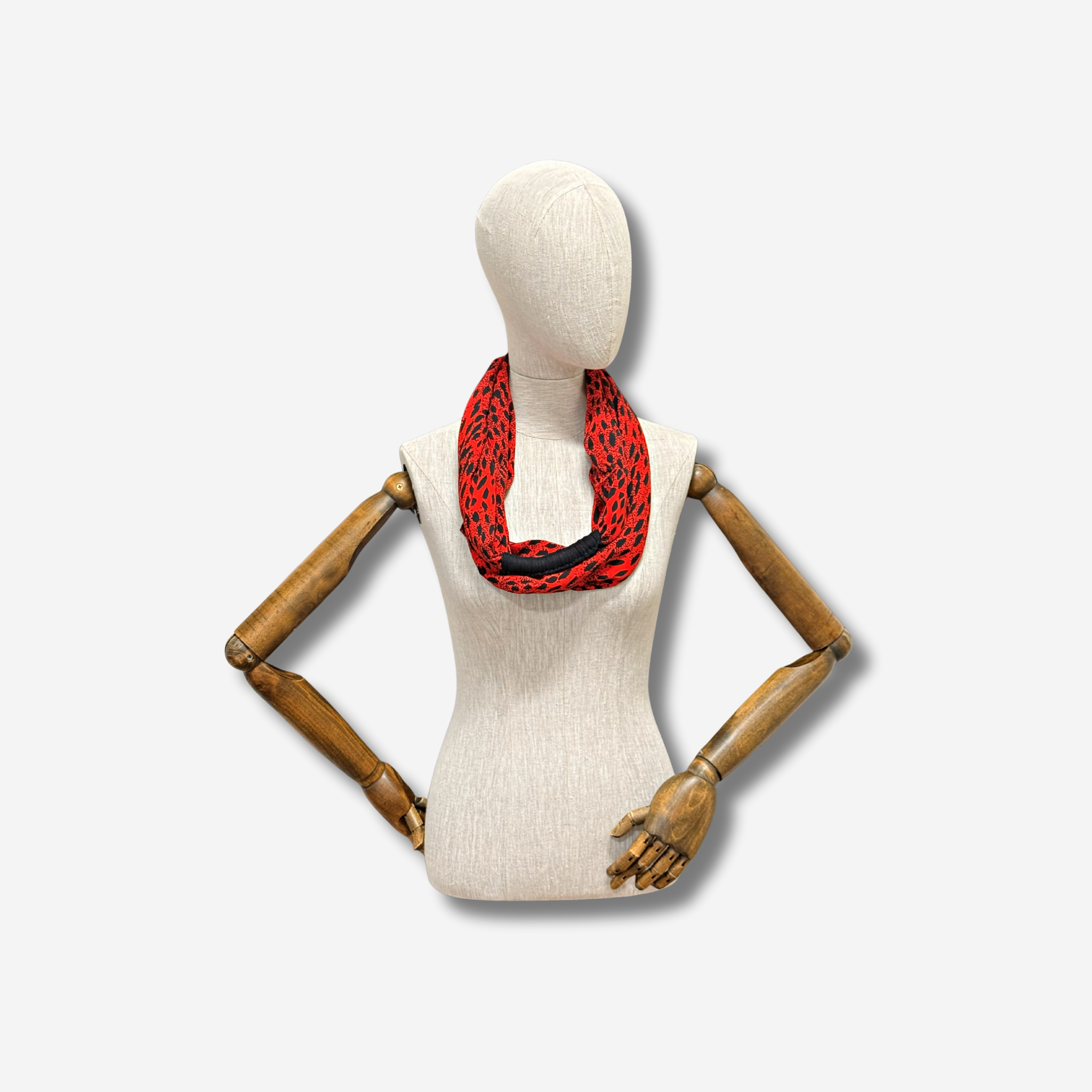 W-S RED BLACK SPOT SCARF 2.png