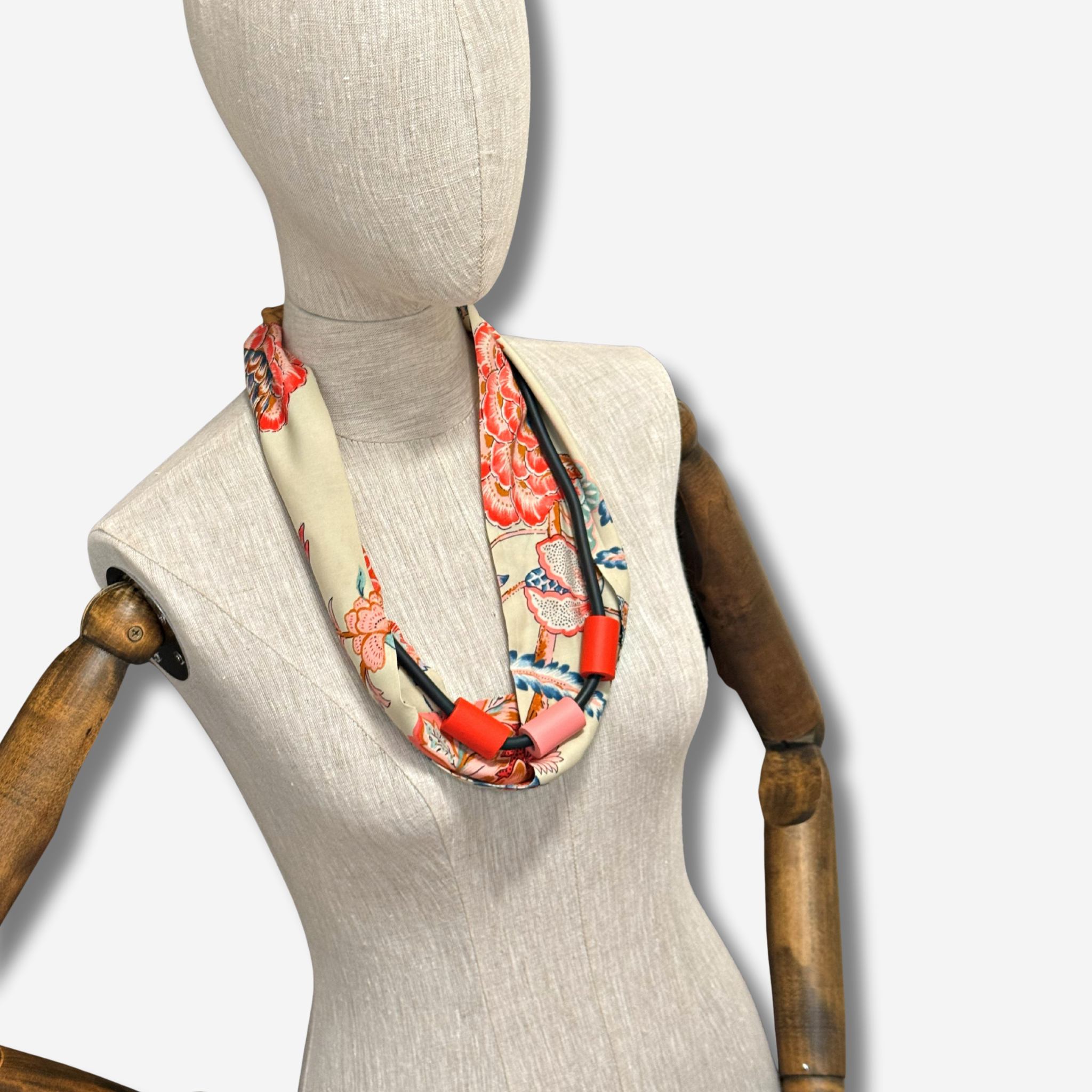 W- S SCARFETTE ORIENTAL FLORAL 4.png