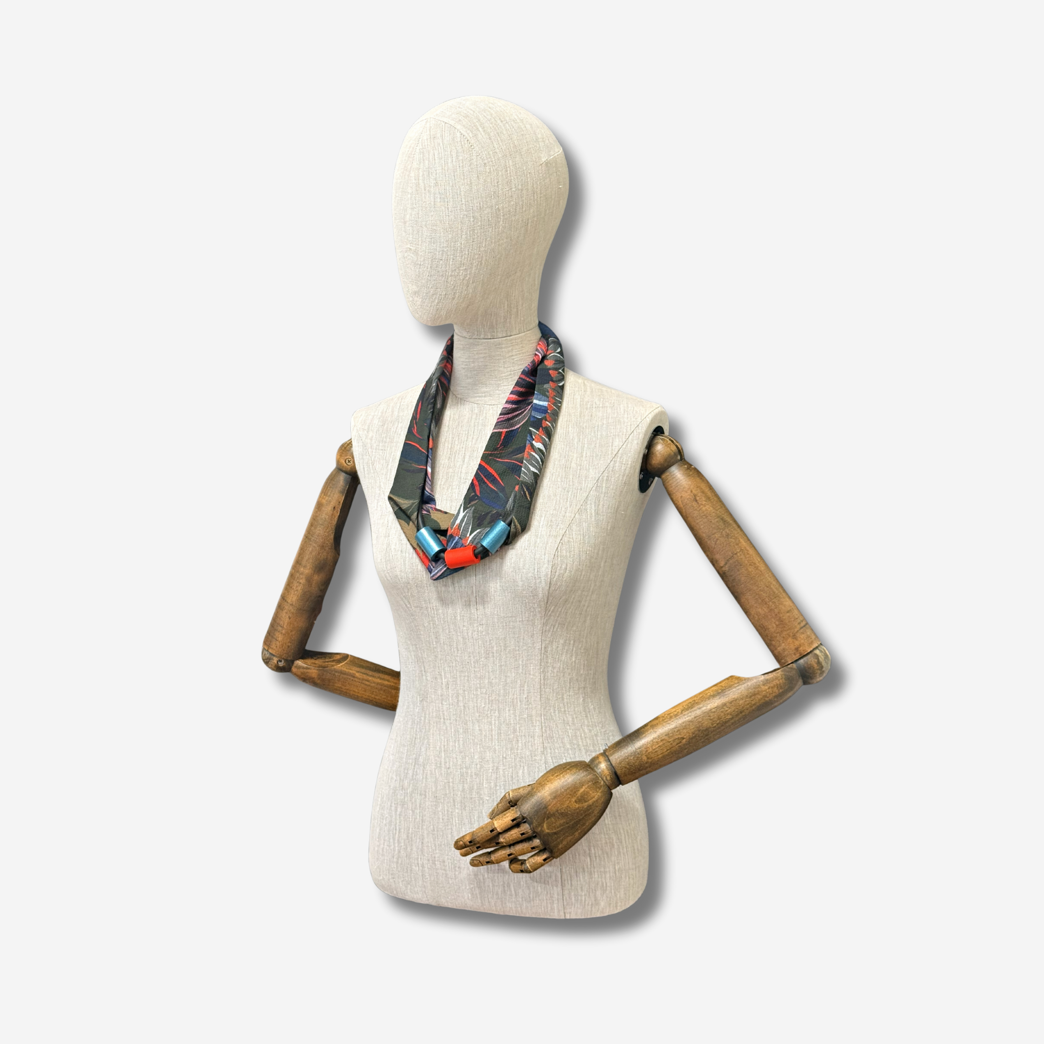 W- S SCARFETTE GREEN LEAF 5.png