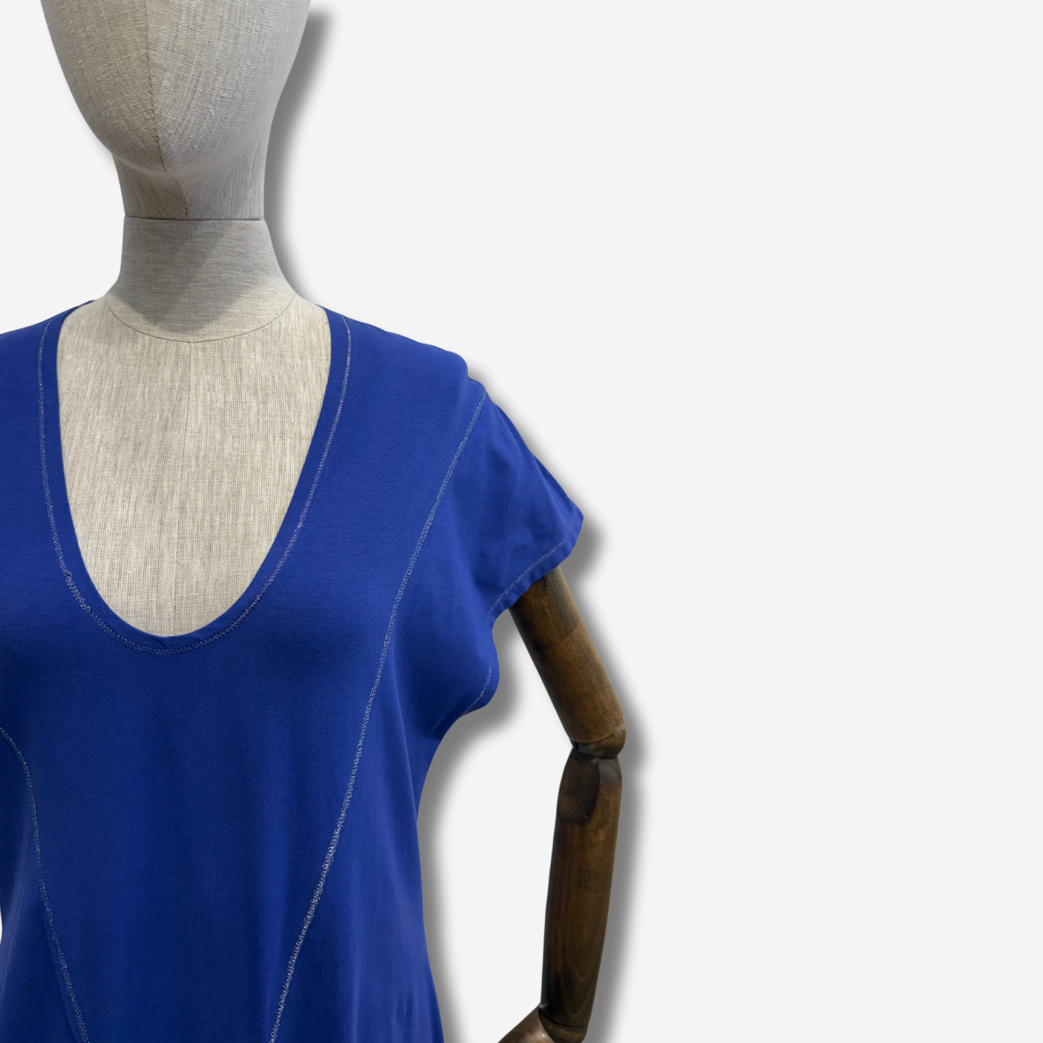 W-A CURVED TUNIC 1.png