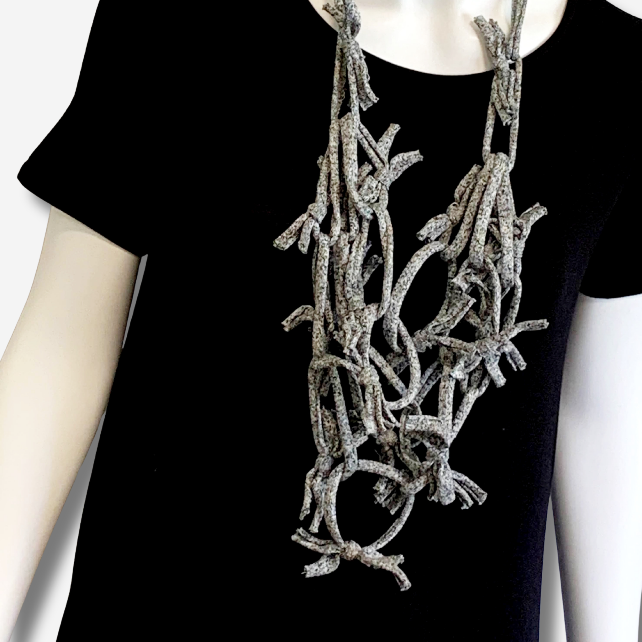 W-J007 STRUAN IMAGE 3.png