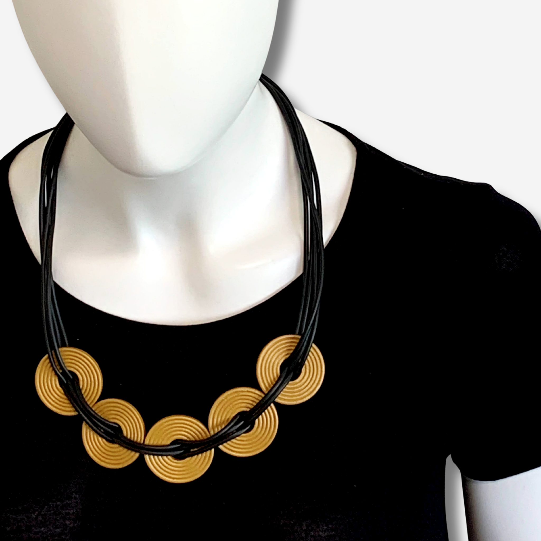 W-J748 PUEBLO IMAGE 5.png