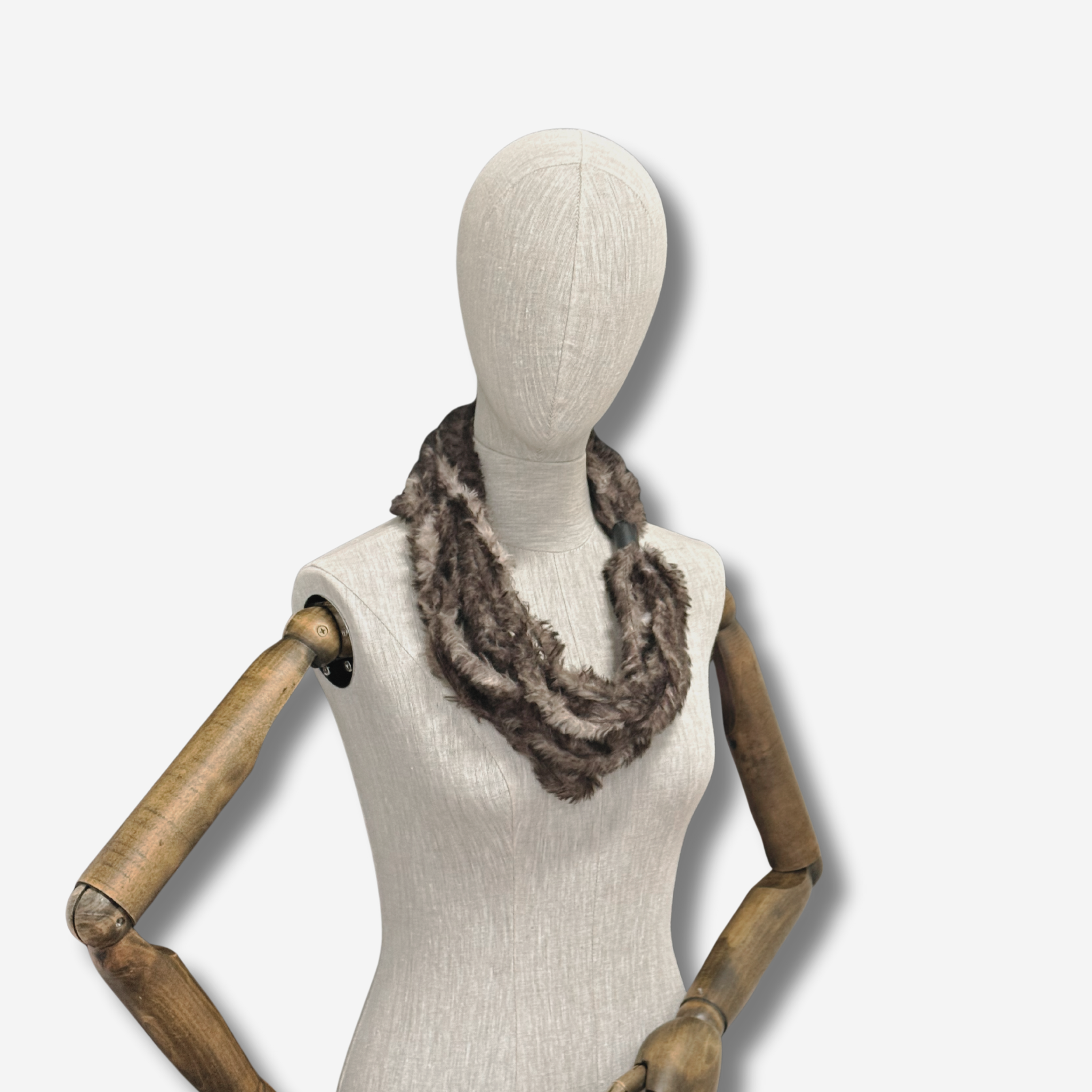 ‘Vitaria’ plush fur scarfette