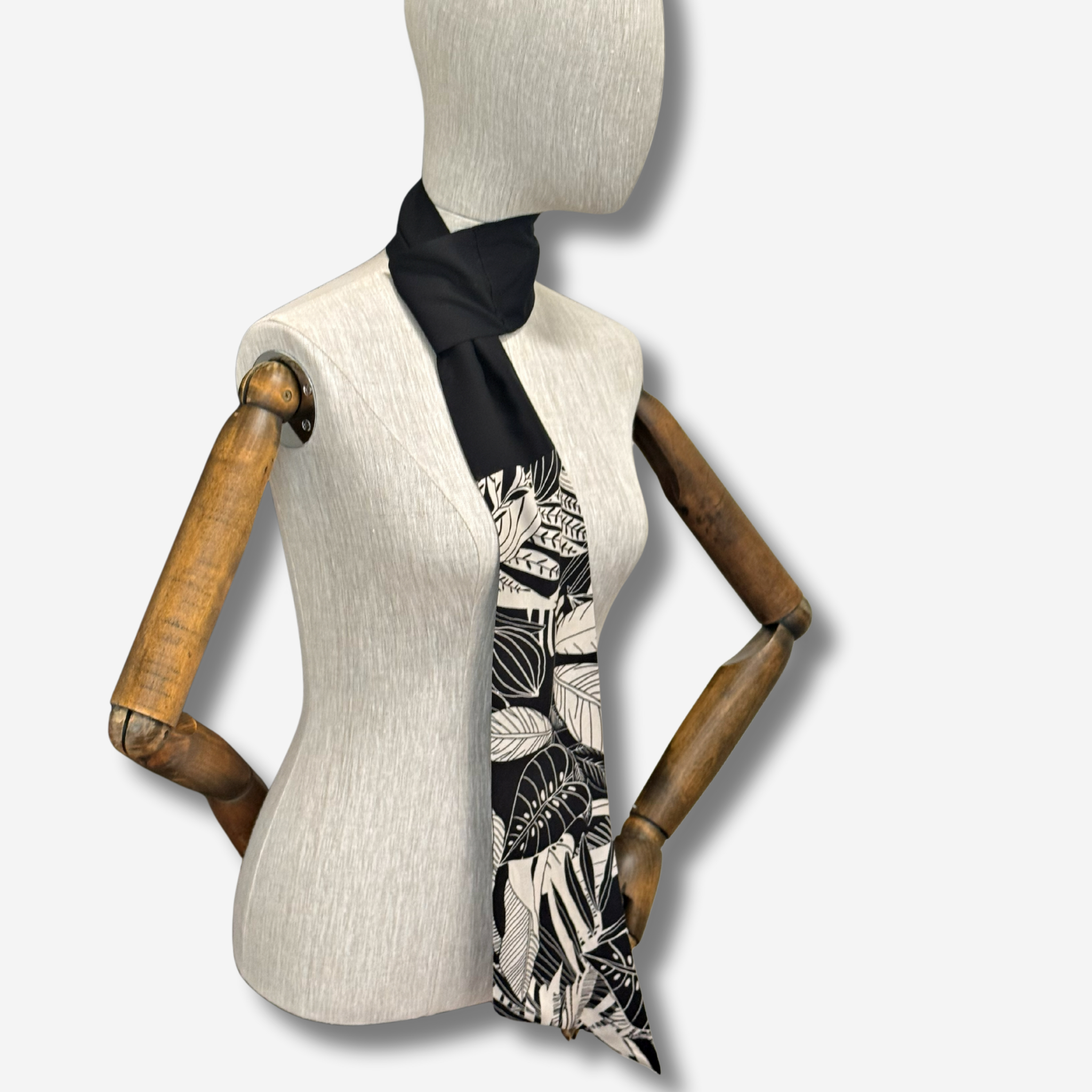 'Krizelle' Cravat Scarf