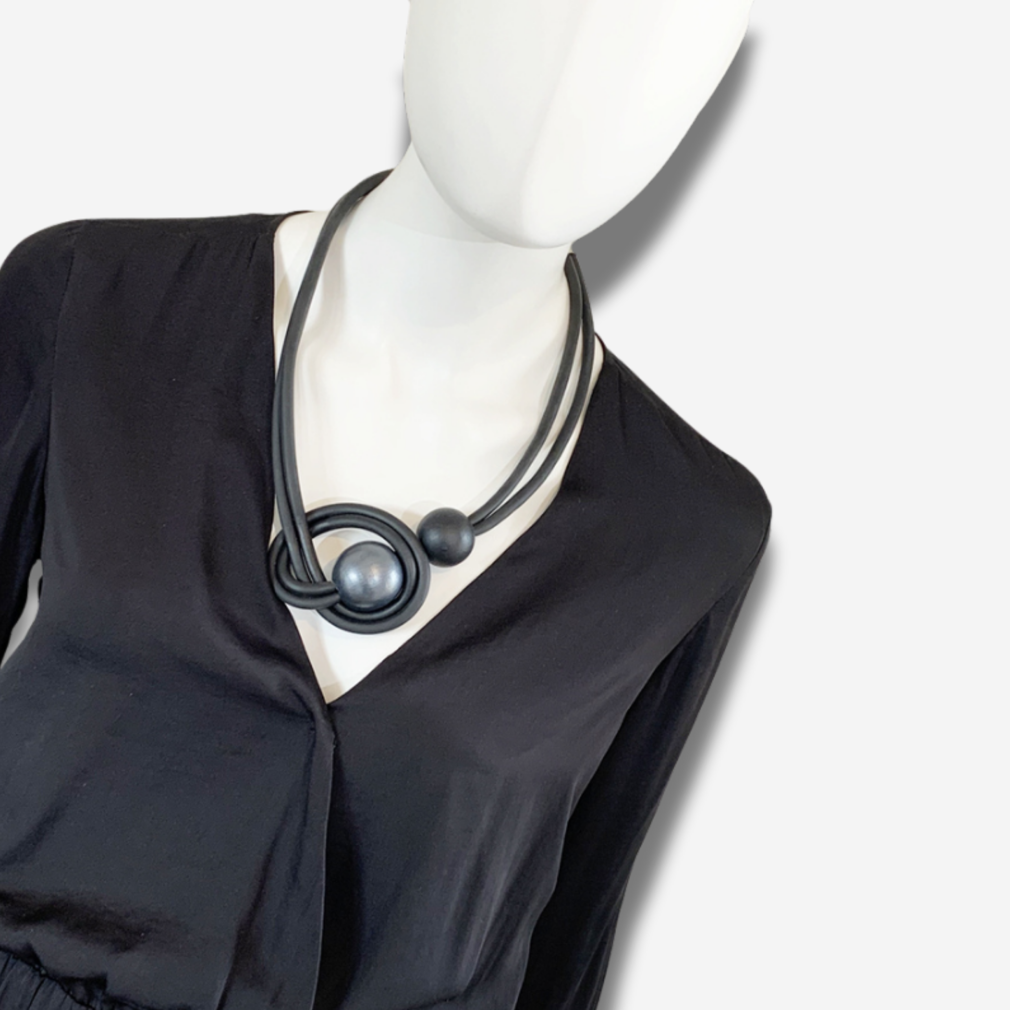 W-J462 OMAR ONYX 4.png