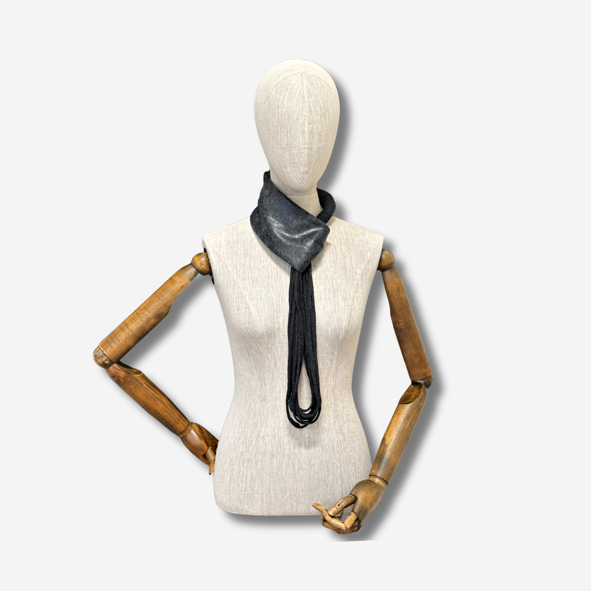 W-S SCARFETTE CHARCOAL 4.png