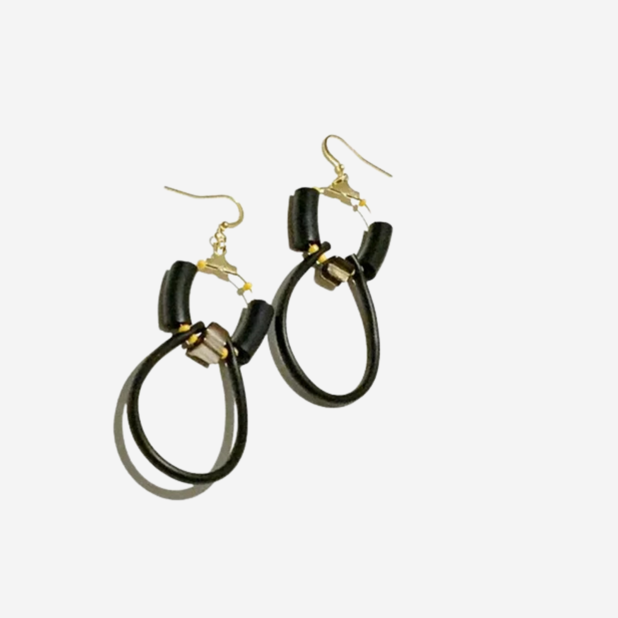 W-J556 SMOKE PEARL IMAGE 1.png