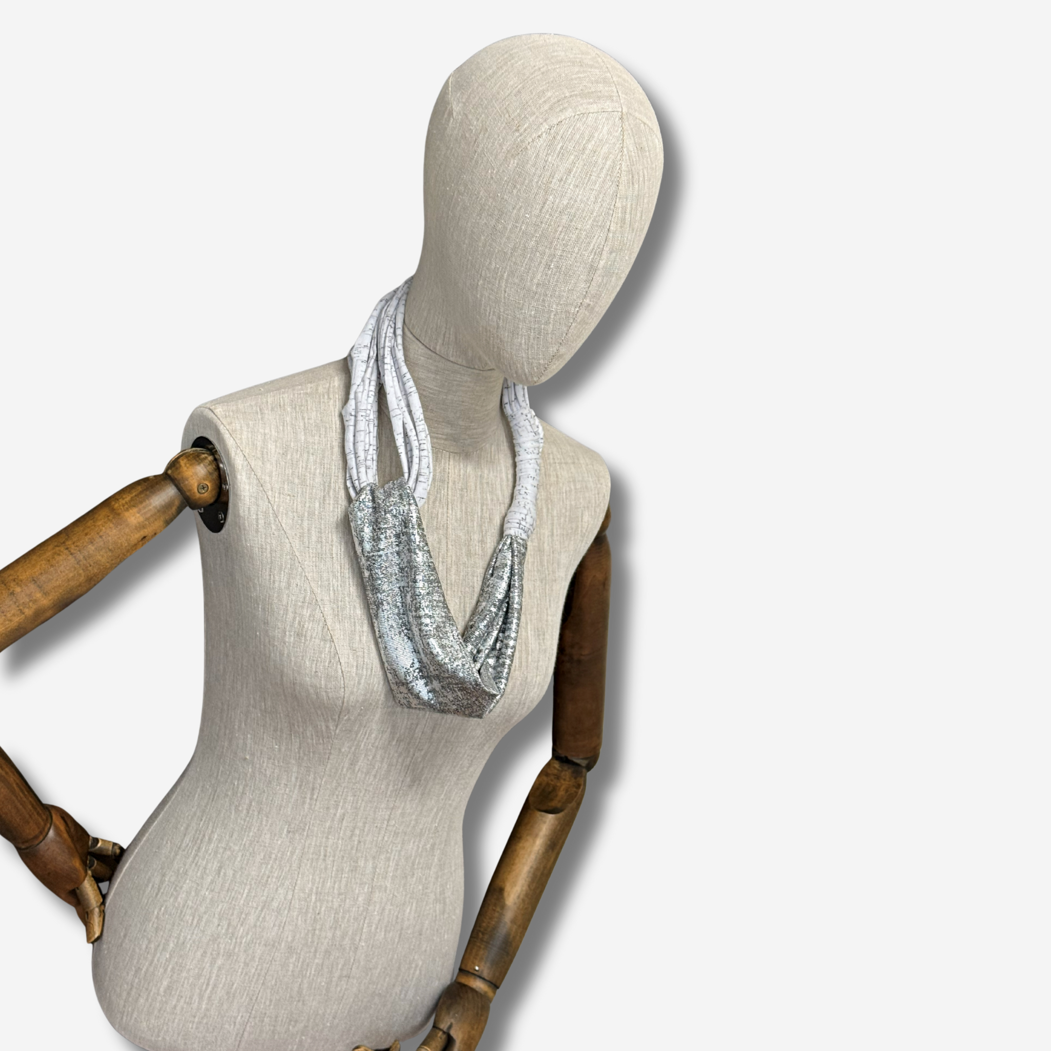 W-S SCARFETTE SILVER 6.png