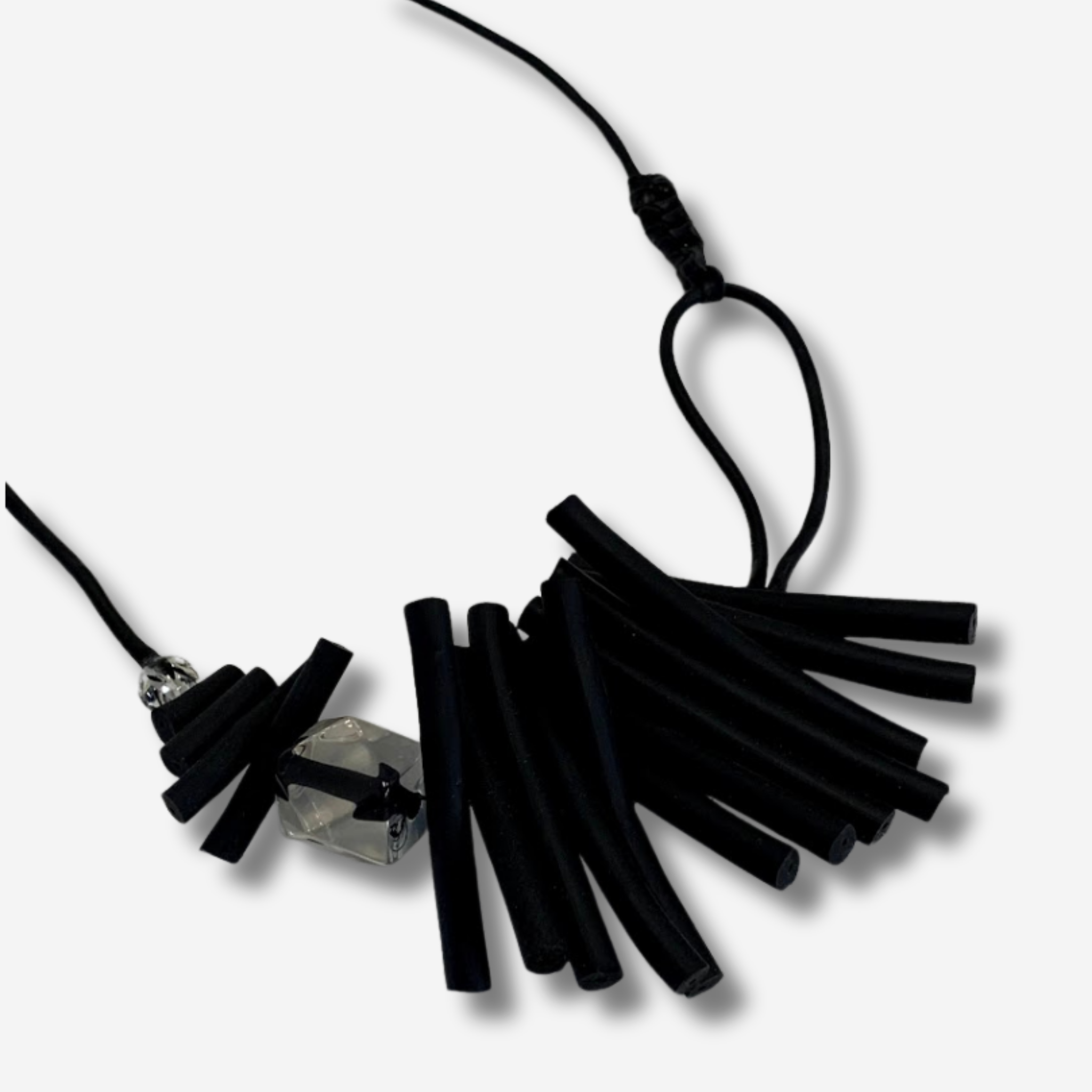 W-J725 VAYDA IMAGE 4.png